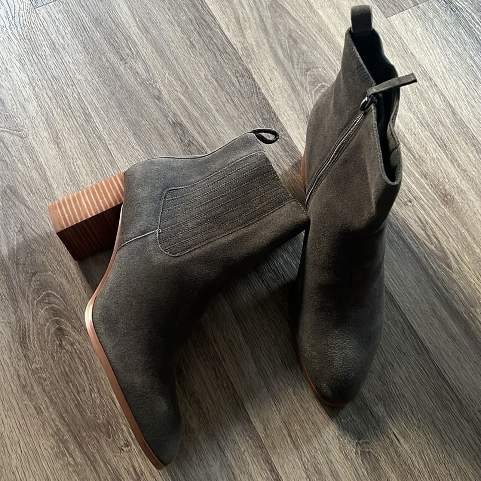Other Violet Red Meghan Stacked Heel Ankle Boots Suede Gray 11 Size US 11 / IT 41 - 3 Thumbnail