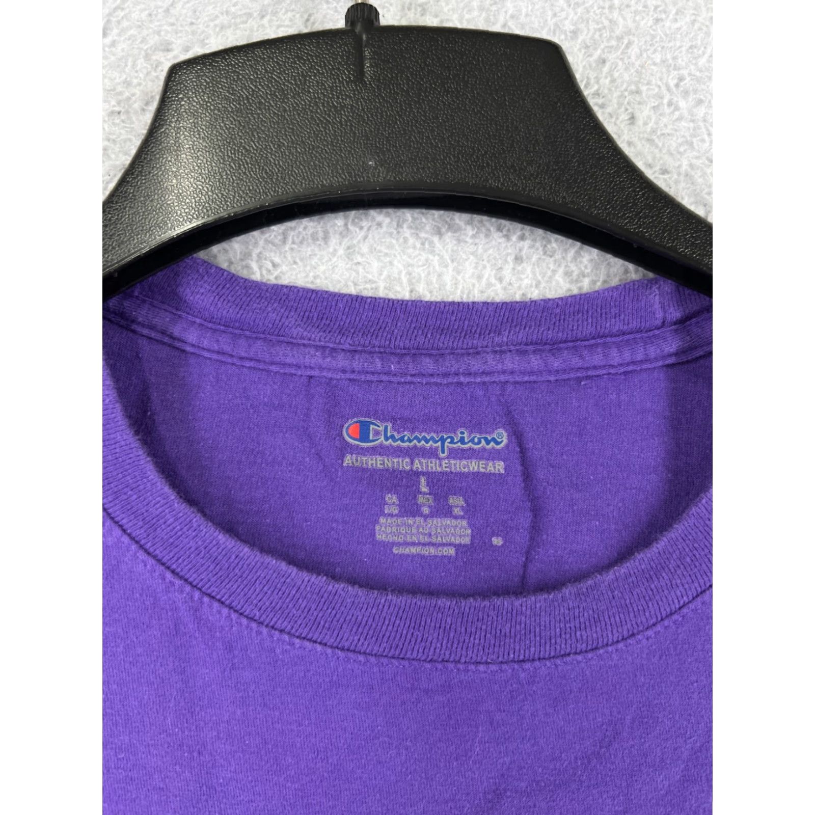 Champion Champion Logo T-Shirt Mens Large Purple Short Sleeve Crew Neck Cotton Athletic Size US L / EU 52-54 / 3 - 4 Thumbnail