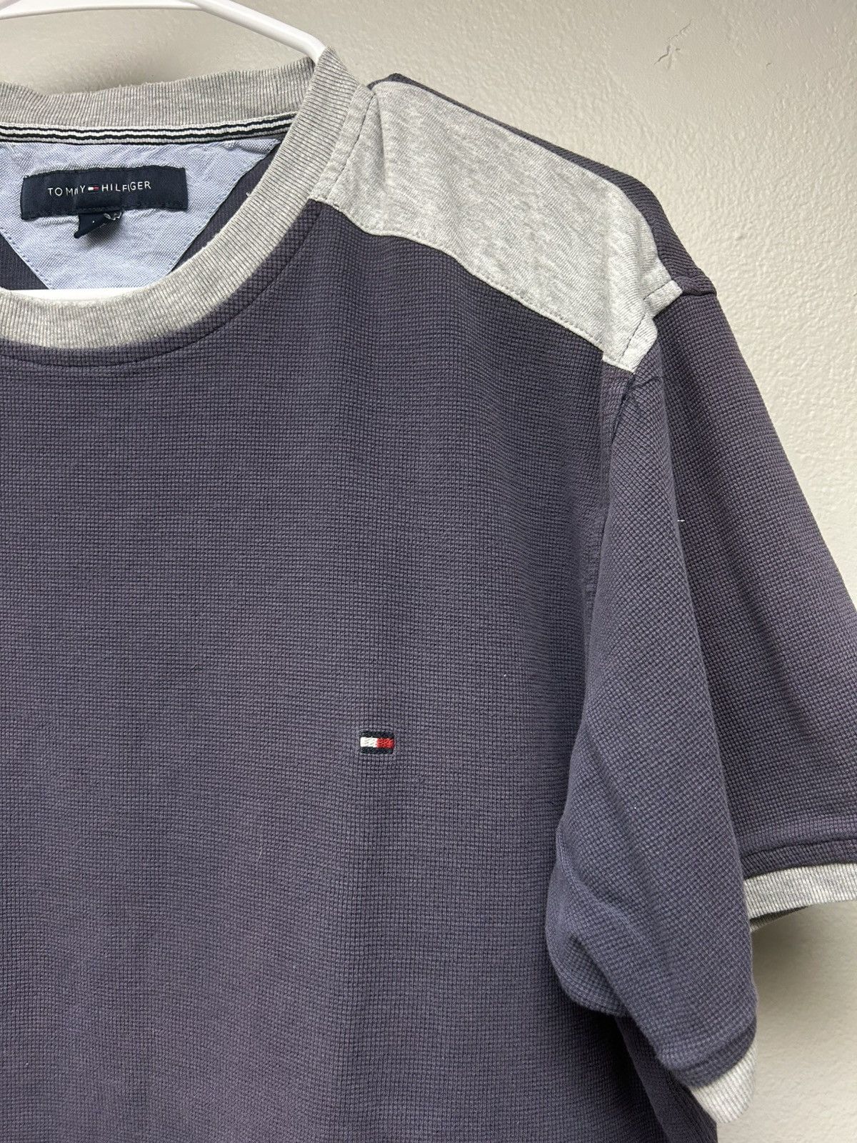 Tommy Hilfiger Tommy Hilfiger Waffle Knit T-shirt Size US L / EU 52-54 / 3 - 2 Thumbnail