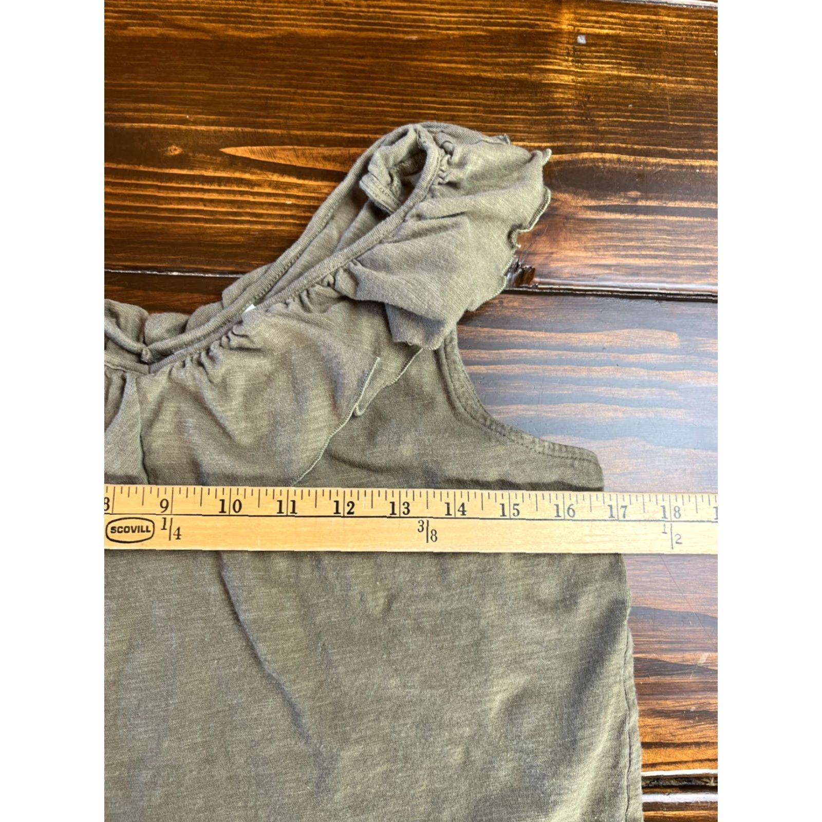 Gap Gap Tank Top Women's Medium Green Sleeveless Ruffled Neckline Tank Casual Modern Size M / US 6-8 / IT 42-44 - 3 Thumbnail