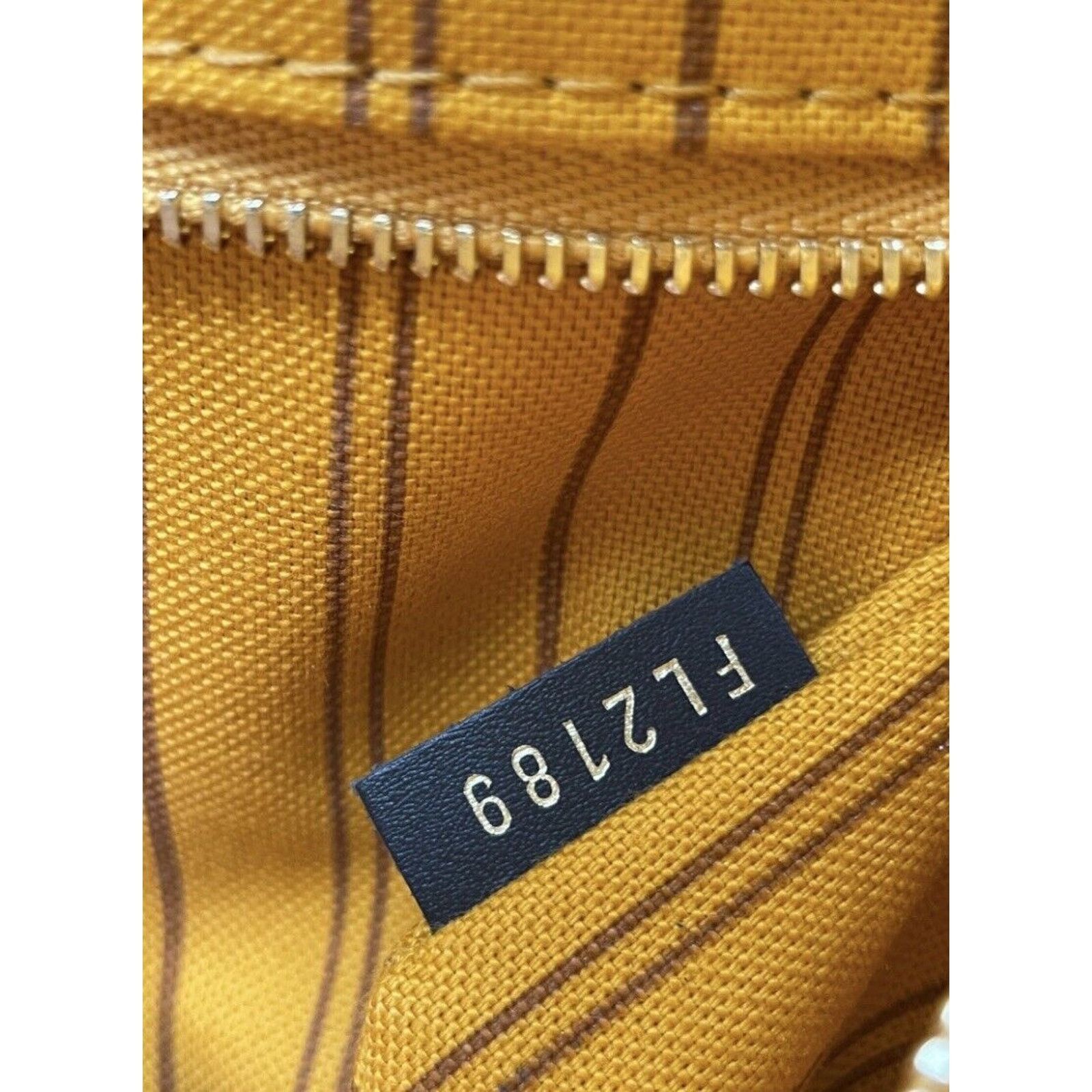 Louis Vuitton Louis Vuitton OnTheGo GM Fabric Interior Jungle Monogram Size ONE SIZE - 12 Thumbnail