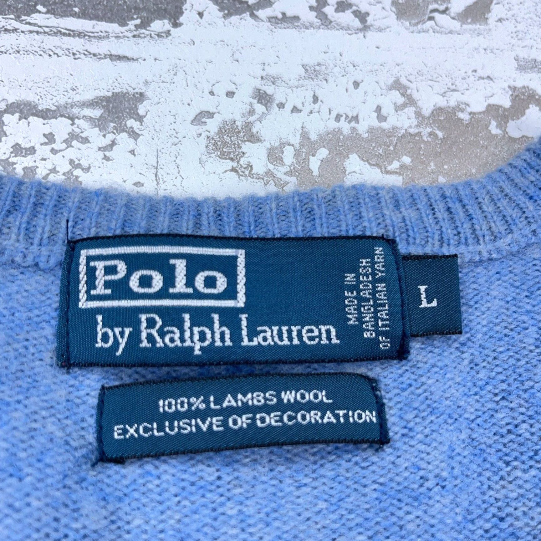 Polo Ralph Lauren VINTAGE Polo Ralph Lauren Sweater Men Large Light Blue Lambs Wool V Neck Pullover VTG Size US L / EU 52-54 / 3 - 3 Thumbnail