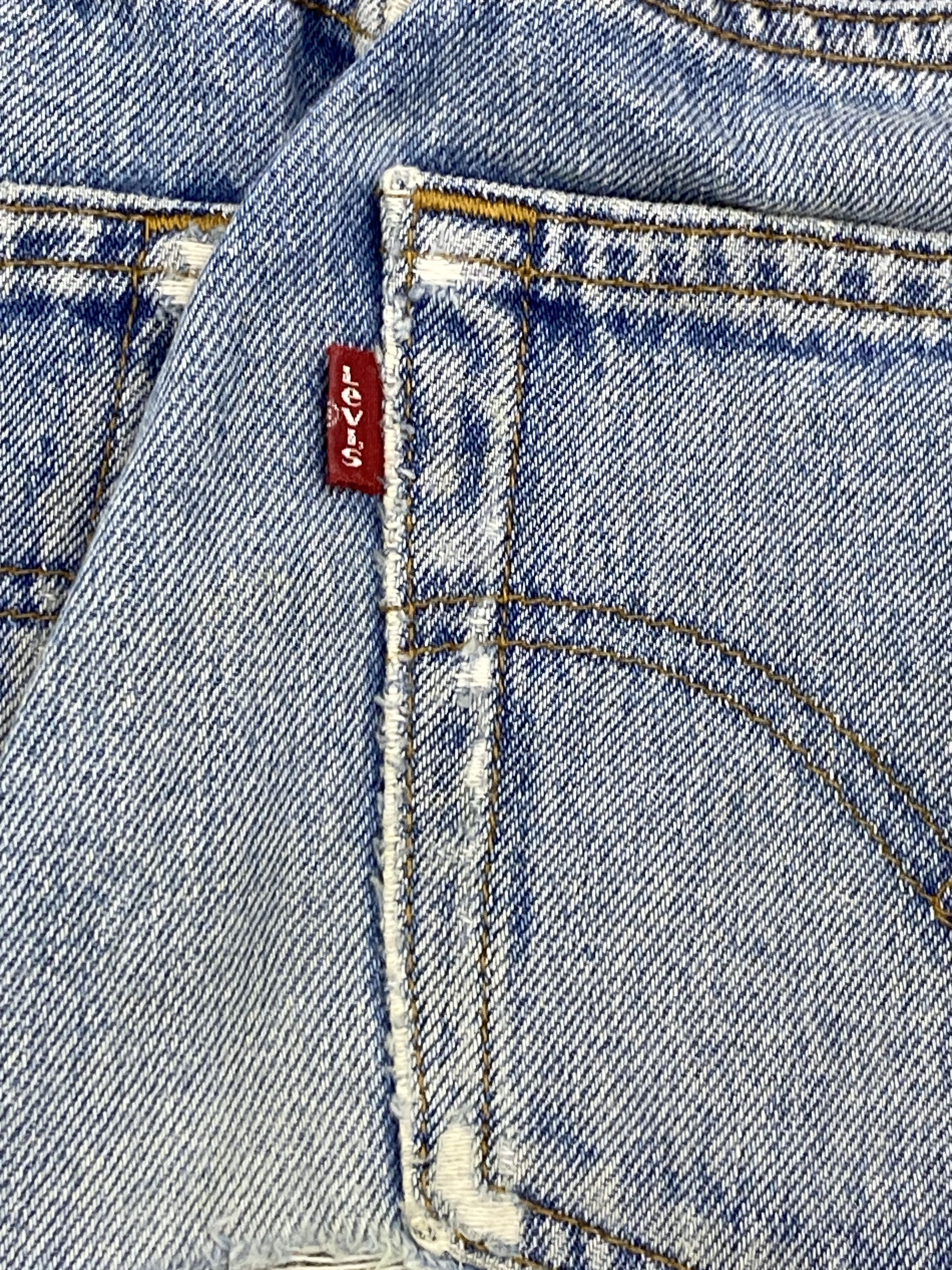 Levi's Distressed Vntage Levi's 501 Faded Blue Jeans DJ0019Z Size US 26 / EU 42 - 6 Thumbnail