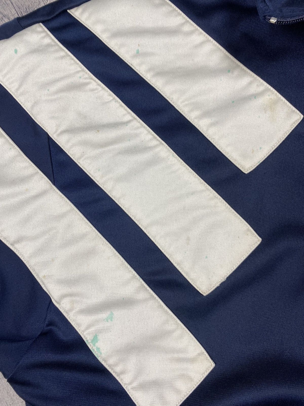 Adidas Vintage Adidas Track Jacket Size M Size US M / EU 48-50 / 2 - 5 Thumbnail