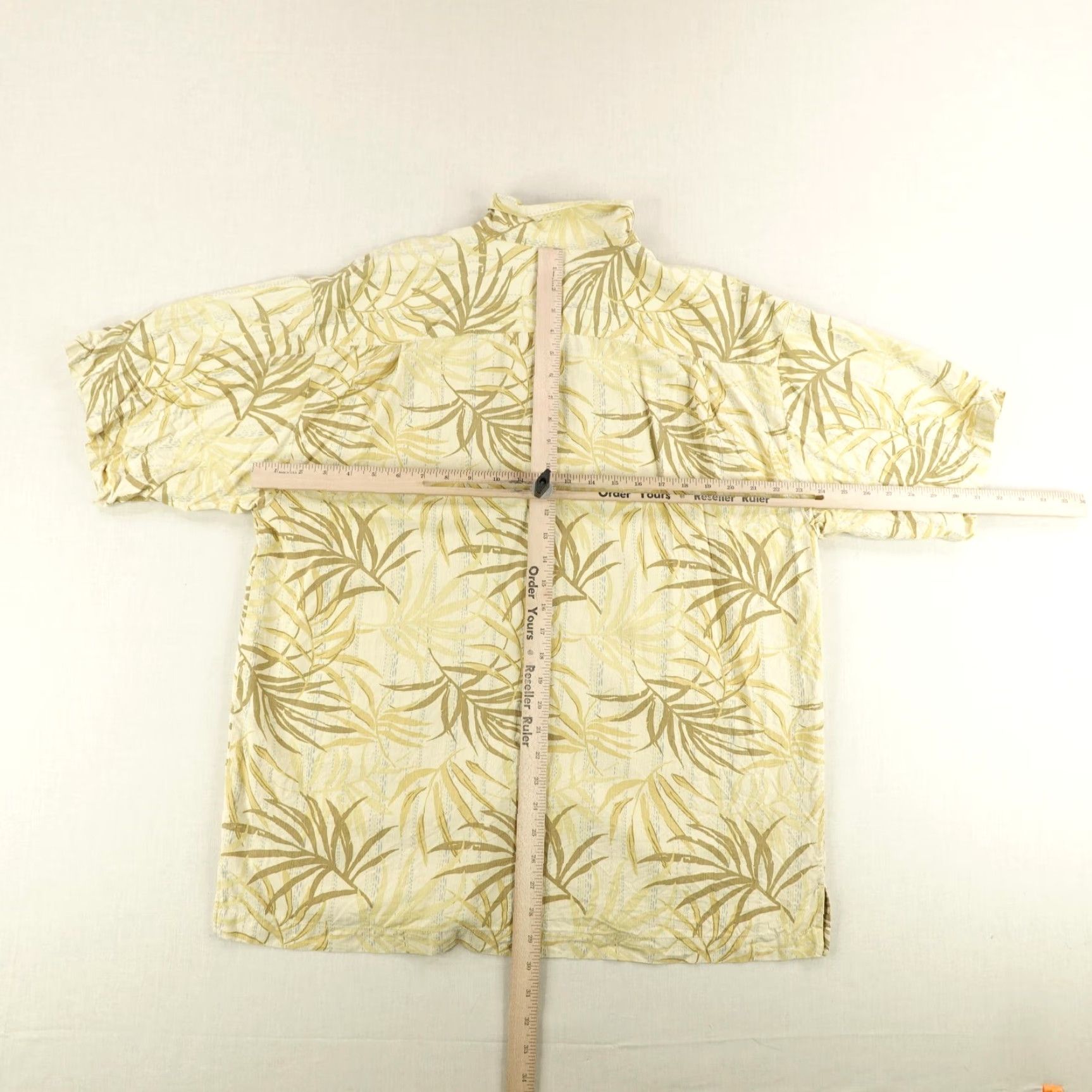 Vintage Kahala Shirt Mens Large Beige Beige Linen Hawaiian Camp Aloha Button Up Leaves Size US L / EU 52-54 / 3 - 5 Thumbnail