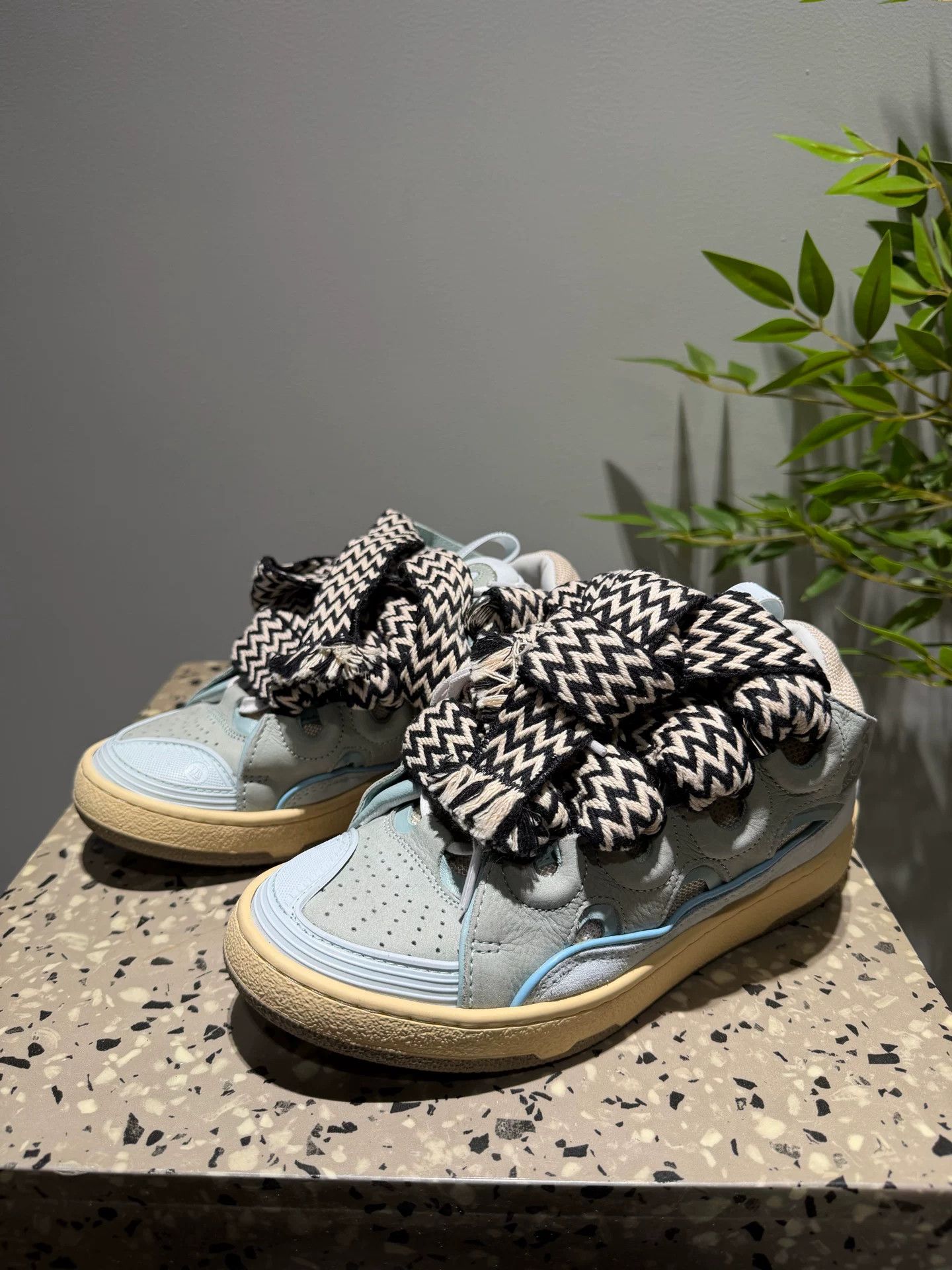Lanvin Lanvin Curb Leather Low-Top Sneakers Size US 5 / IT 35 - 1 Thumbnail