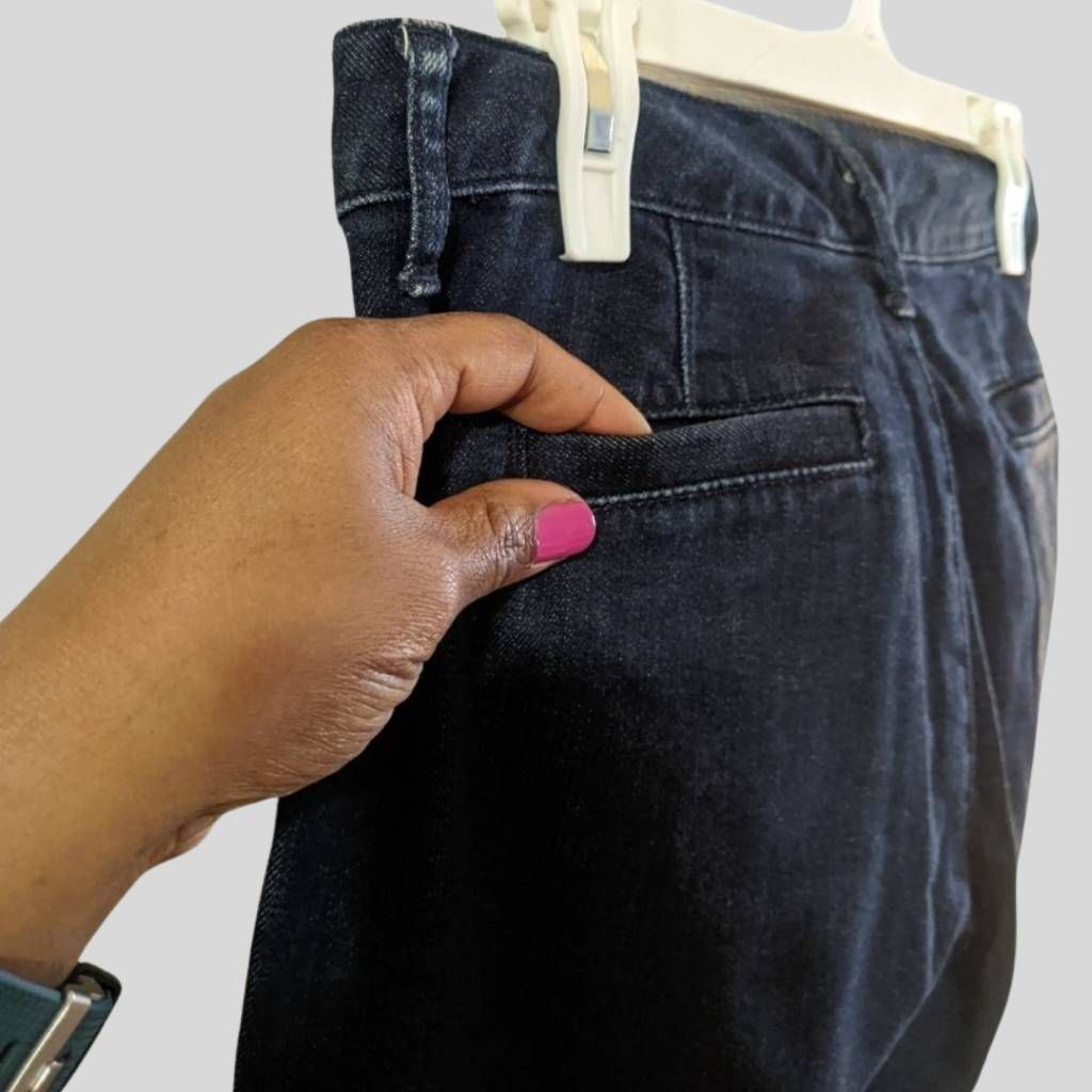 Banana Republic BANANA REPUBLIC Women's Dark Wash Straight Leg Jeans Size 26 Size 26" / US 2 / IT 38 - 4 Thumbnail