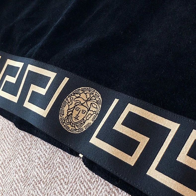 Versace Versace Casual suit sportswear with gold-toned back trim Size M / US 6-8 / IT 42-44 - 5 Thumbnail