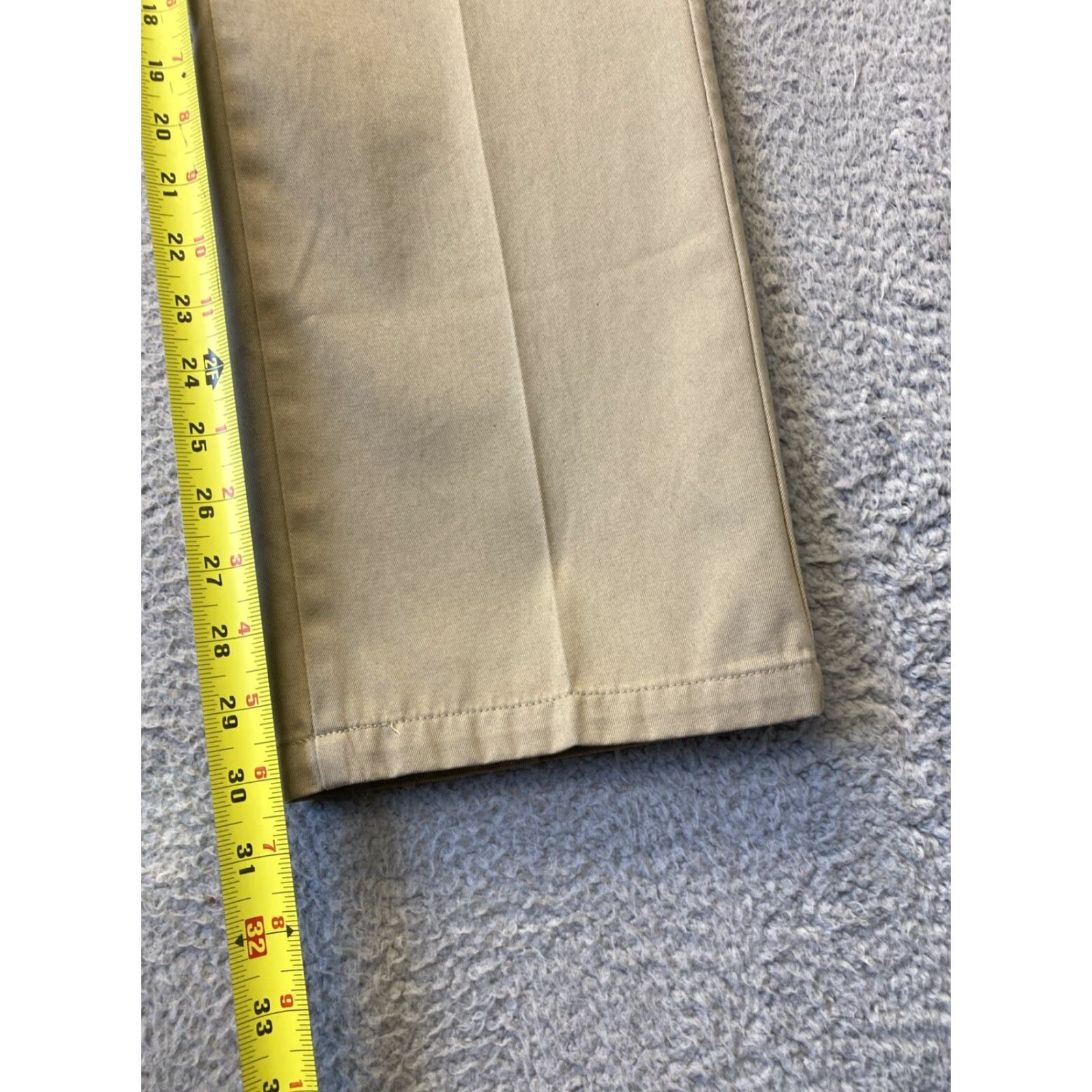 Dockers VINTAGE Dockers Men's Pants Chino Straight Fit Workday Khaki Size 34 Waist 30 In Cotton Men Size US 34 / EU 50 - 7 Thumbnail