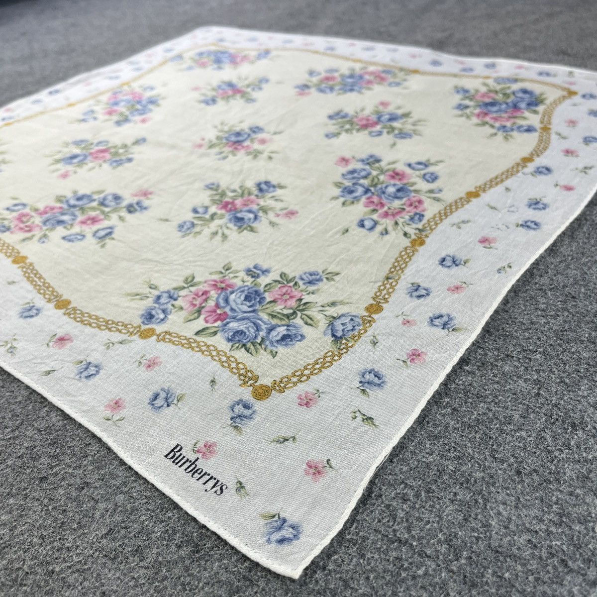 Burberry × Vintage Burberry Handkerchief / Bandana / Neckerchief B097 Size ONE SIZE - 5 Thumbnail