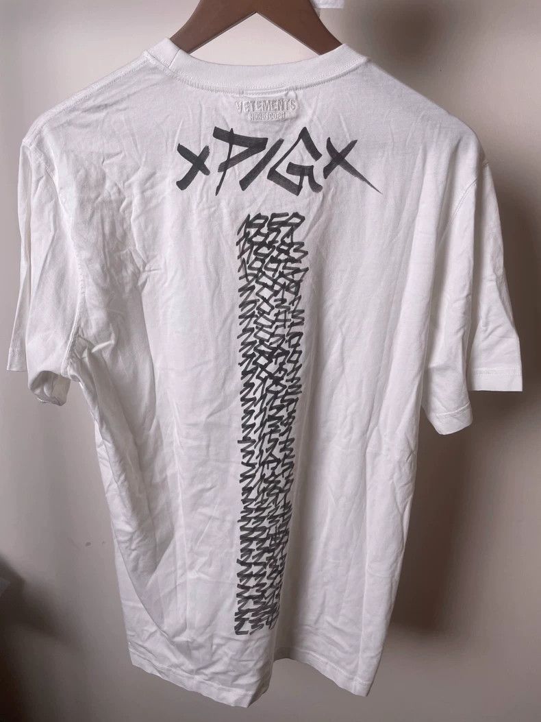 Vetements Vetements Pig Zodiac Letter Printed T-Shirt, Size M Size US M / EU 48-50 / 2 - 2 Thumbnail
