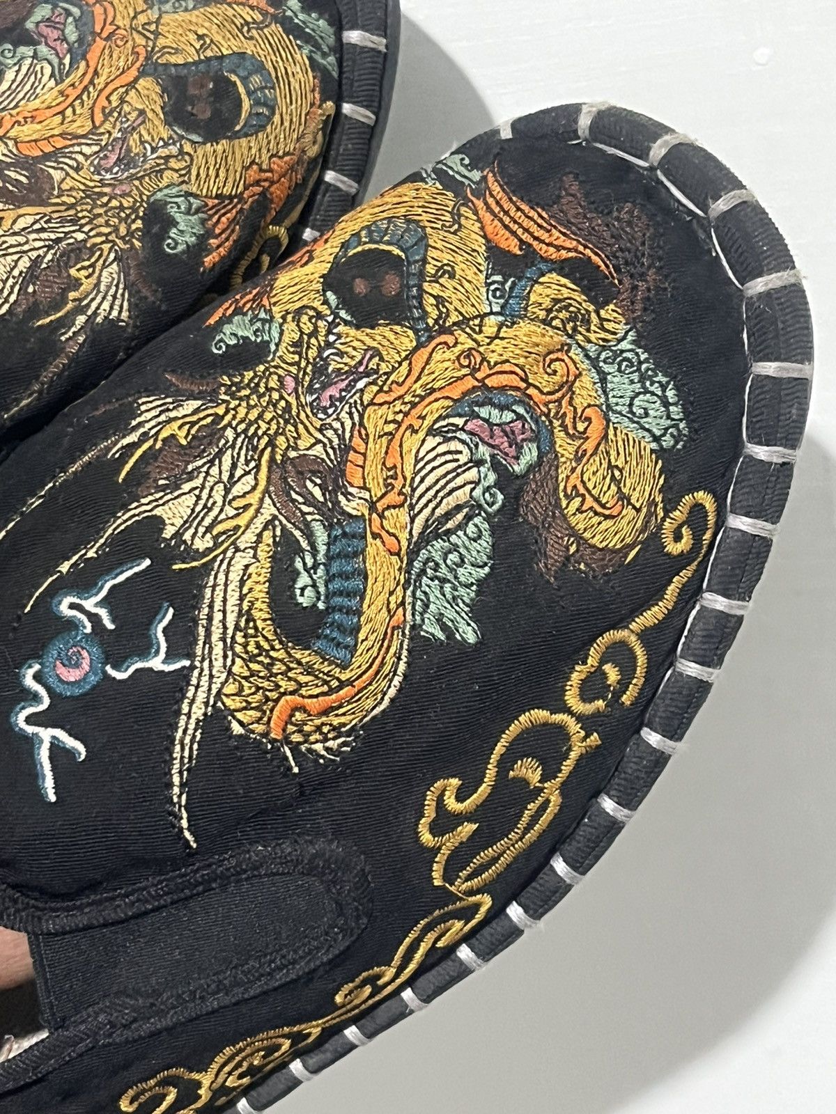 Japanese Brand Mens Chic Vintage Chinese Embroidered Stitching Slip On Size US 9 / EU 42 - 4 Thumbnail