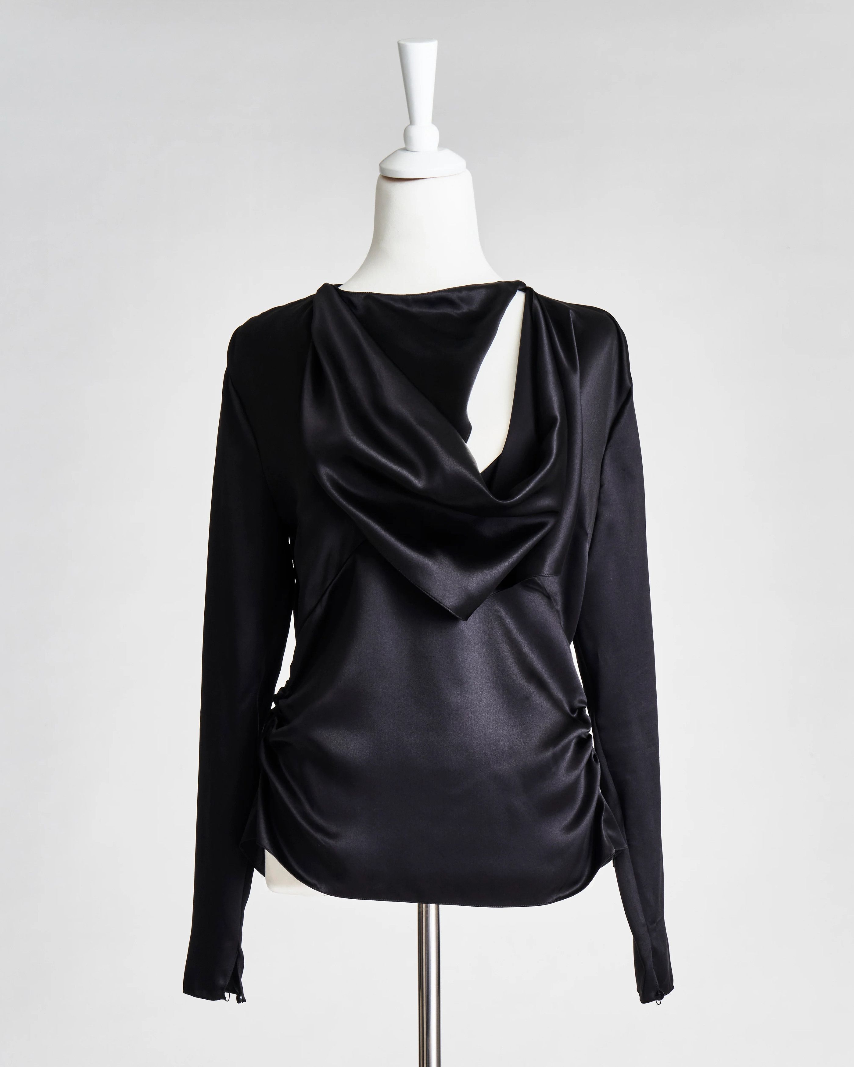 o1loc1c0724 TS1960 Silk Blouse in Black
