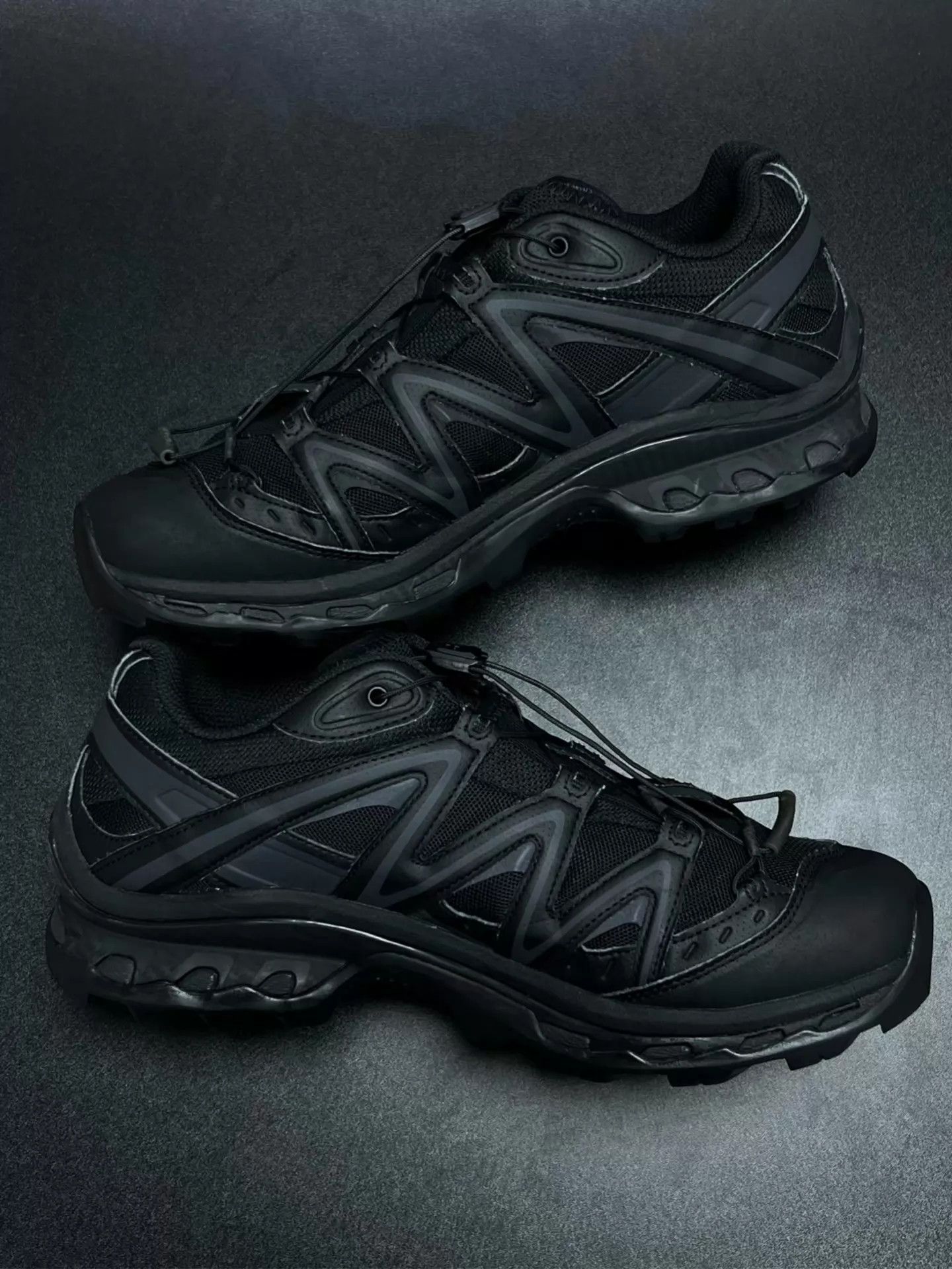 Salomon Salomon XT-Quest Black Running Shoes 41 (Like New, Box) Size US 8 / EU 41 - 6 Thumbnail