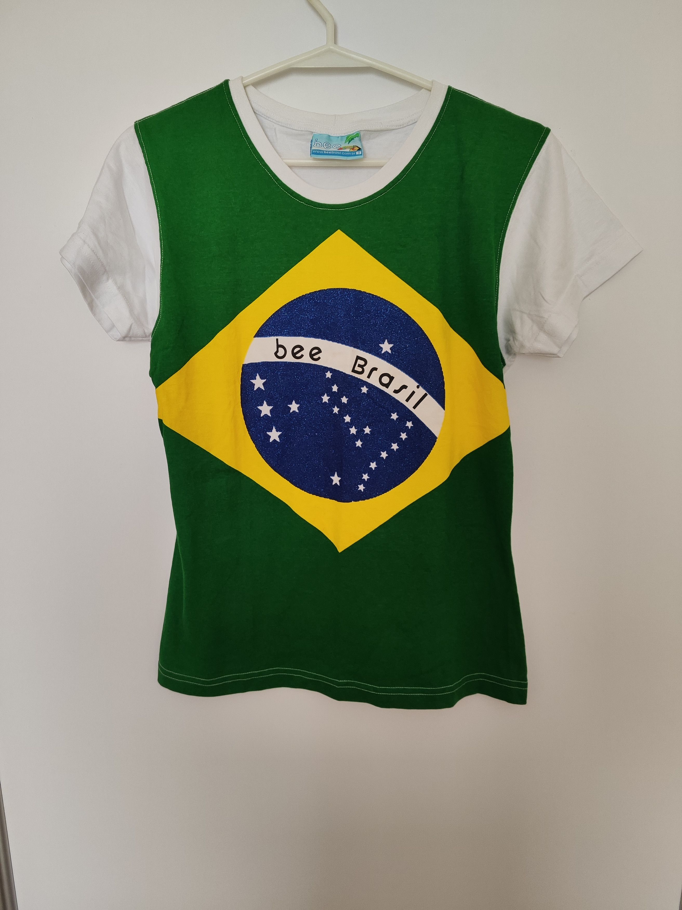 Vintage Vintage Bee Brasil T-Shirt – Brazil Flag Graphic Tee Size S / US 4 / IT 40 - 1 Thumbnail