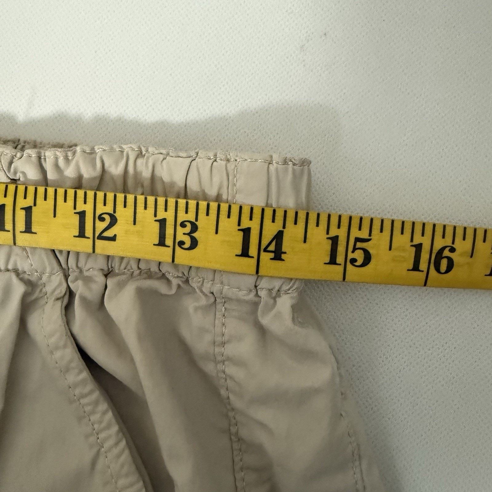 Bdg BDG baggy y2k cargo 90s relaxed fit khaki wide leg pants Size 28" / US 6 / IT 42 - 6 Thumbnail