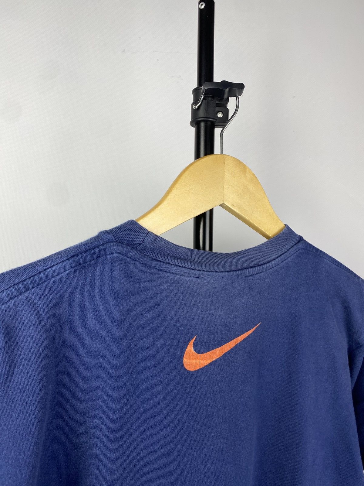 Nike × Vintage Vintage 90s Nike Swoosh Logo Y2K Retro Tee T-Shirt Size US S / EU 44-46 / 1 - 5 Thumbnail