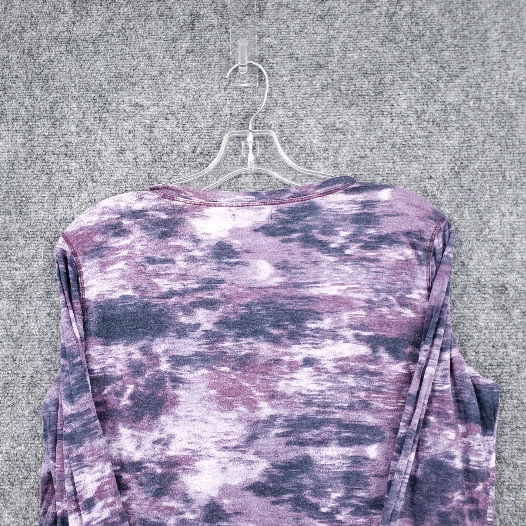 Calvin Klein Calvin Klein Collection T-Shirt Womens S Purple Tie Dye Smocked Roll Tab Sleeves V-Neck Short Sleeve Shirt Womens Medium? Size S / US 4 / IT 40 - 5 Thumbnail