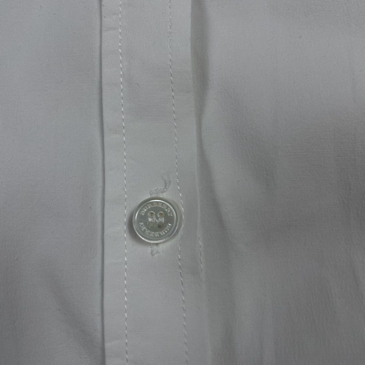 Burberry BURBERRY Women’s Medium Shirt Button Down Long Sleeve Size M / US 6-8 / IT 42-44 - 4 Thumbnail