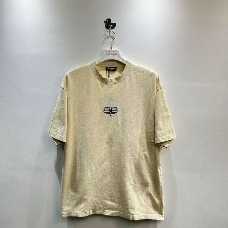 Balenciaga Balenciaga Double B Logo Short Sleeve Tee - dmc Size US S / EU 44-46 / 1 - 1 Thumbnail