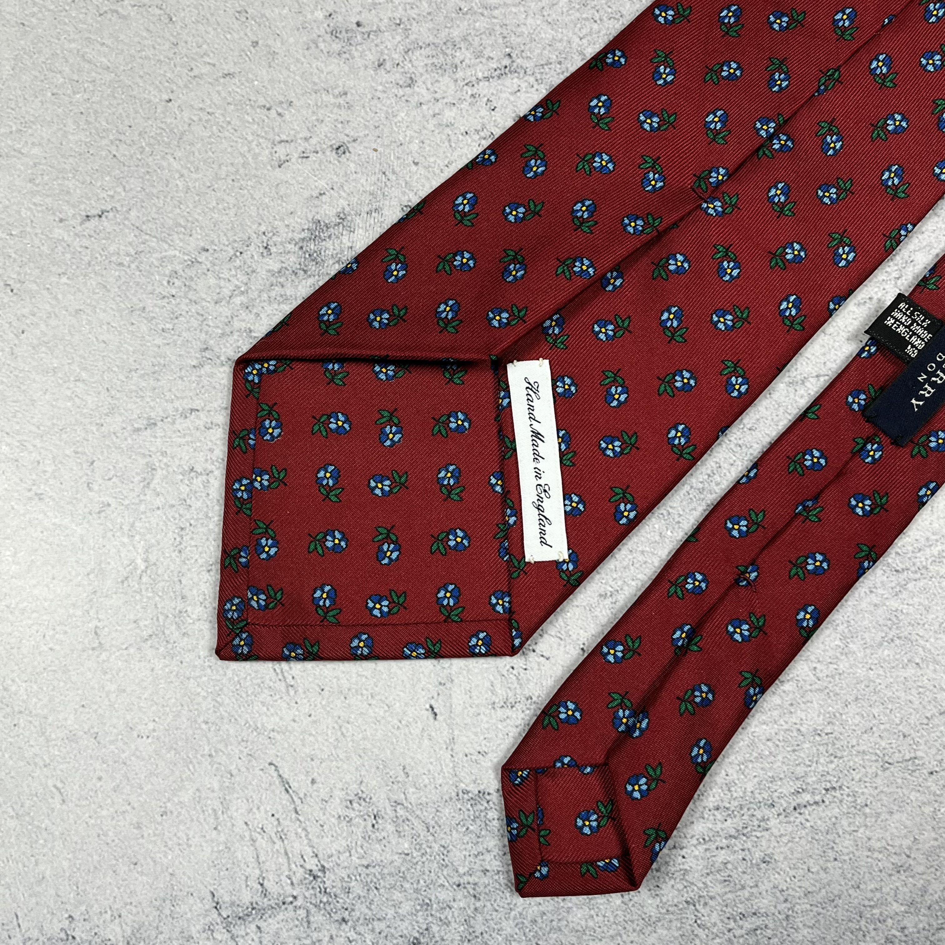 Burberry Burberry London Hand Made Silk Floral Pattern Tie Size ONE SIZE - 9 Thumbnail