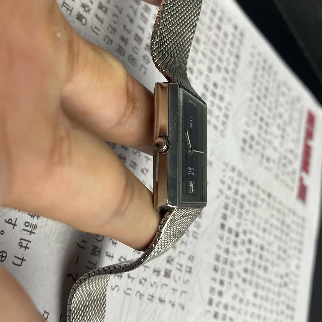 Seiko Seiko Tank Mirror Dial Size 32 - 3 Thumbnail