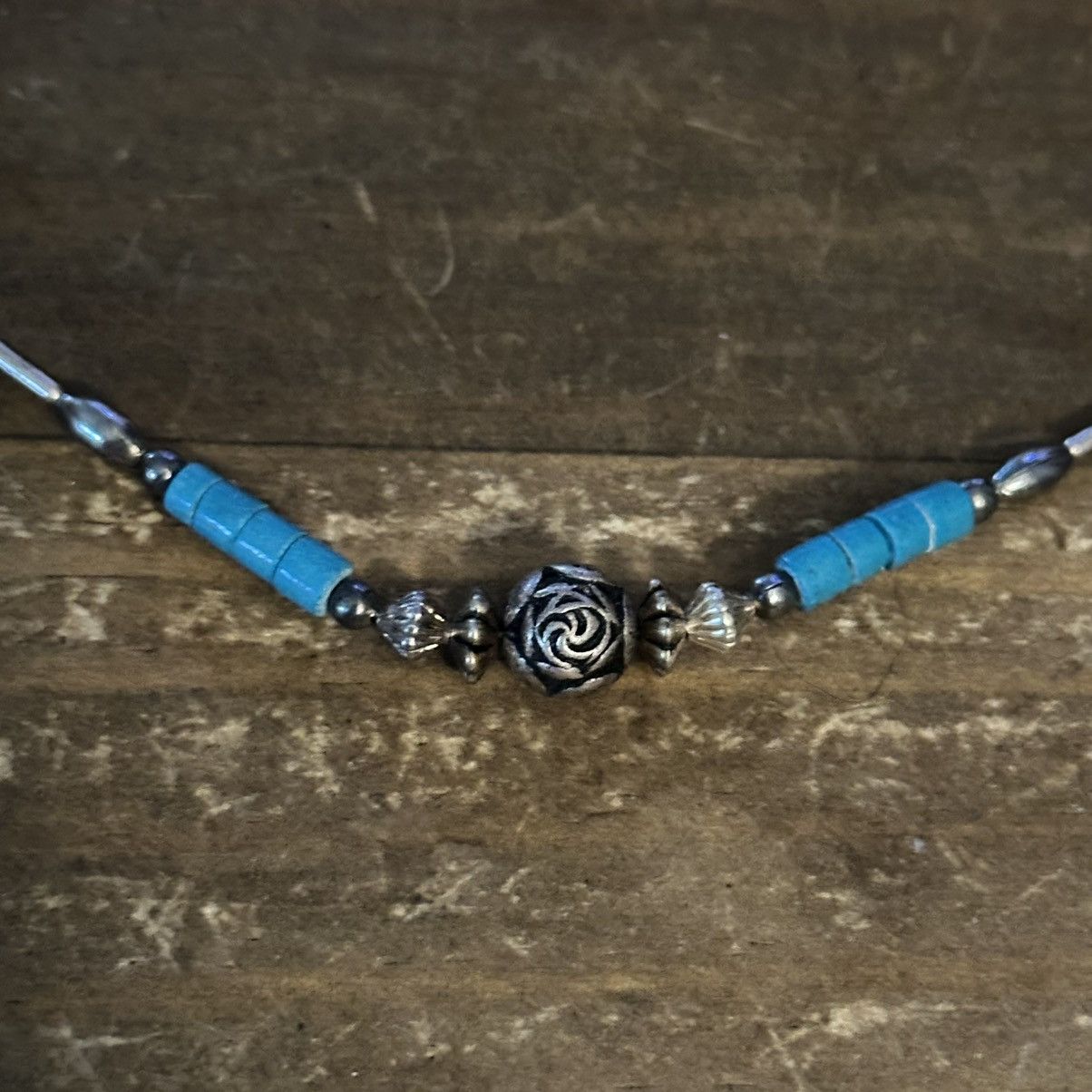 Vintage Vintage liquid silver turquoise & carved rose bead bracelet Size ONE SIZE - 3 Thumbnail