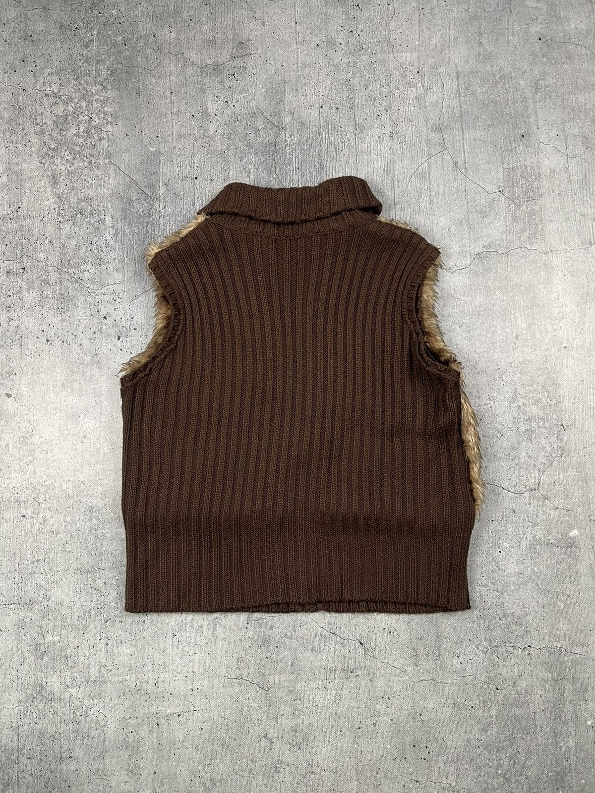 Japanese Brand × Vintage Vintage Fur Vest two-sided Y2K / Avant Garde / Size US S / EU 44-46 / 1 - 4 Thumbnail