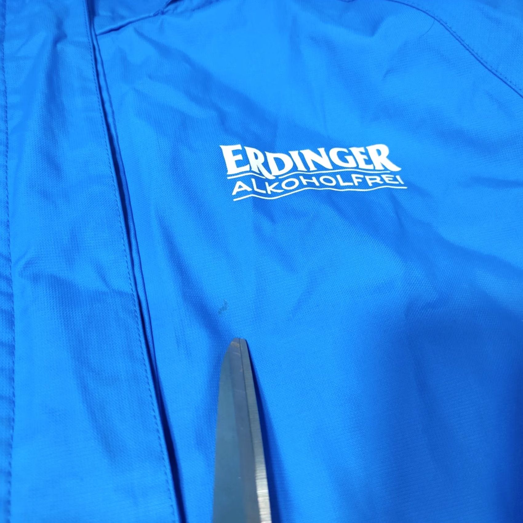 Vintage VINTAGE Russell Erdinger Non-Alcoholic Blue Jacket Size L Hooded Winter Windbreaker Size US L / EU 52-54 / 3 - 6 Thumbnail