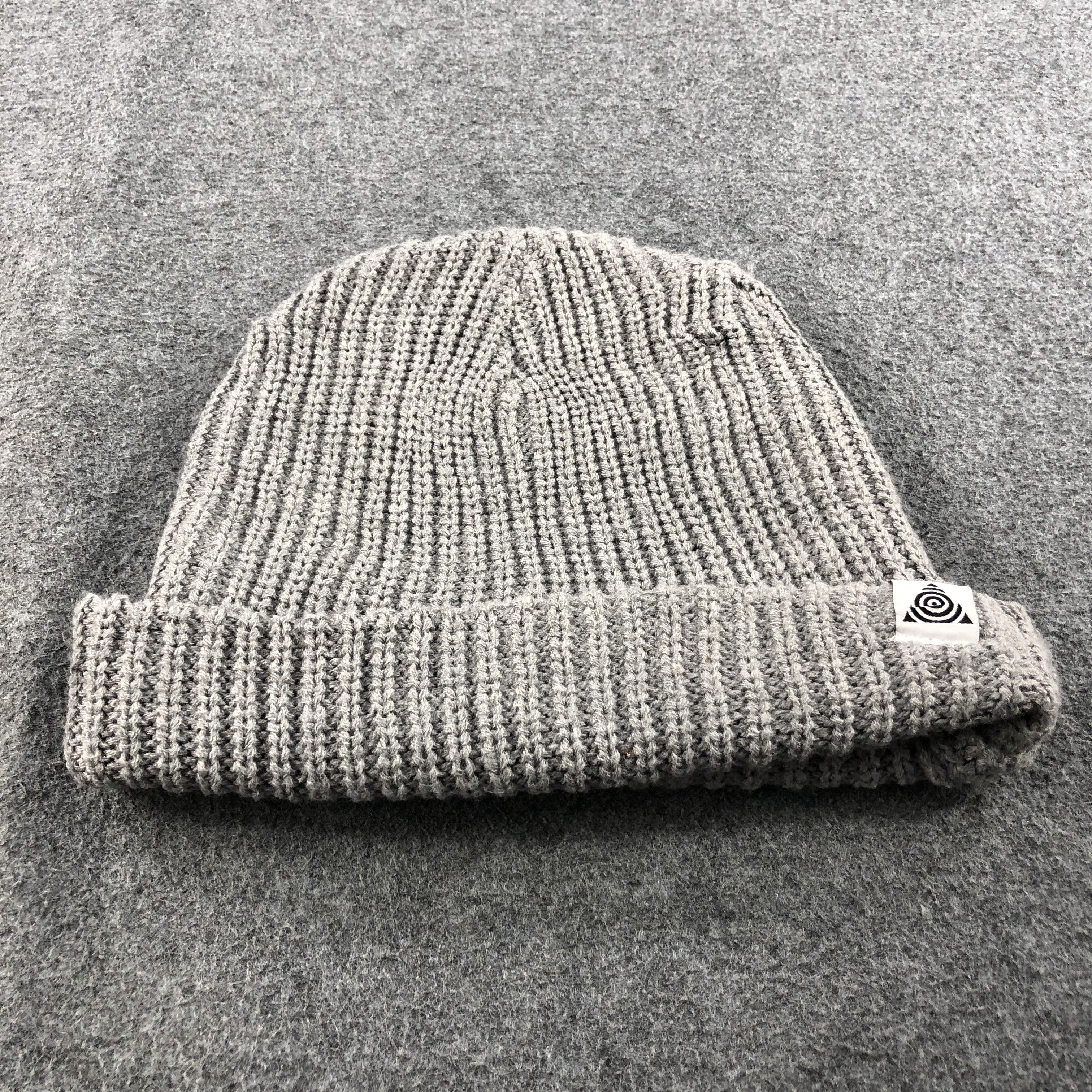 Japanese Brand Unknown Rebertas Grey Beanie Snowcap Snow Hat B345 Size ONE SIZE - 4 Thumbnail