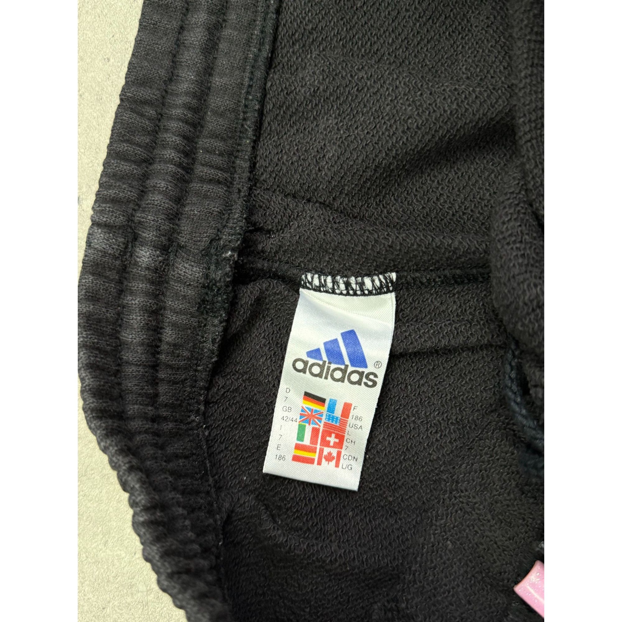 Adidas VINTAGE 90s Adidas Tracksuit Bottoms • Rare Flag Tag • Size Size US 34 / EU 50 - 3 Thumbnail