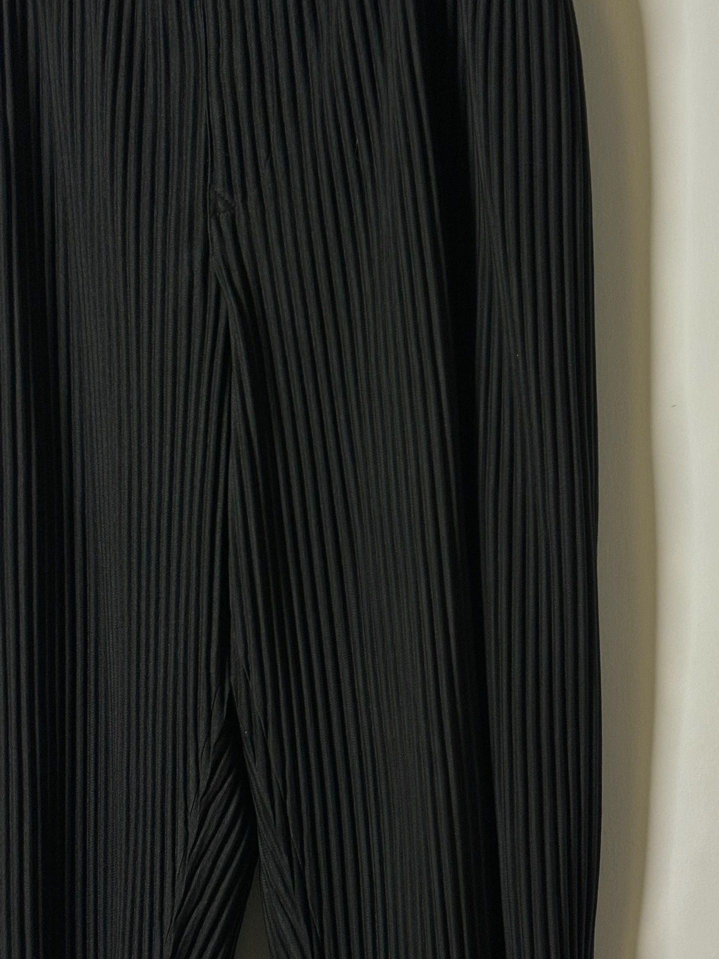Issey Miyake Issey Miyake Pleats Please Trousers Size 2 Size 26" / US 2 / IT 38 - 4 Thumbnail