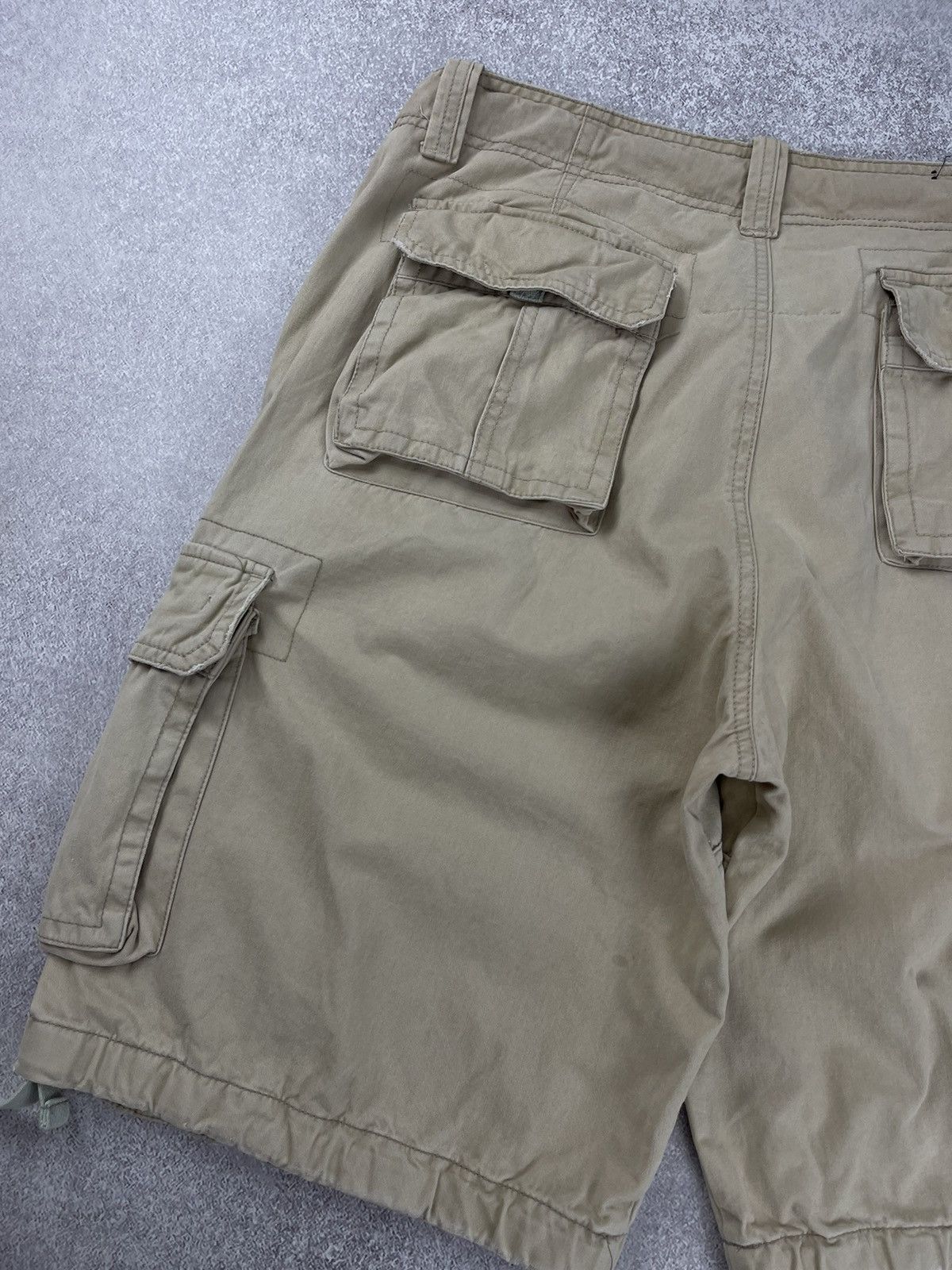 Abercrombie & Fitch × Vintage Vintage Abercombie & Fitch Cargo Shorts Men’s Size 34 Size US 34 / EU 50 - 12 Thumbnail
