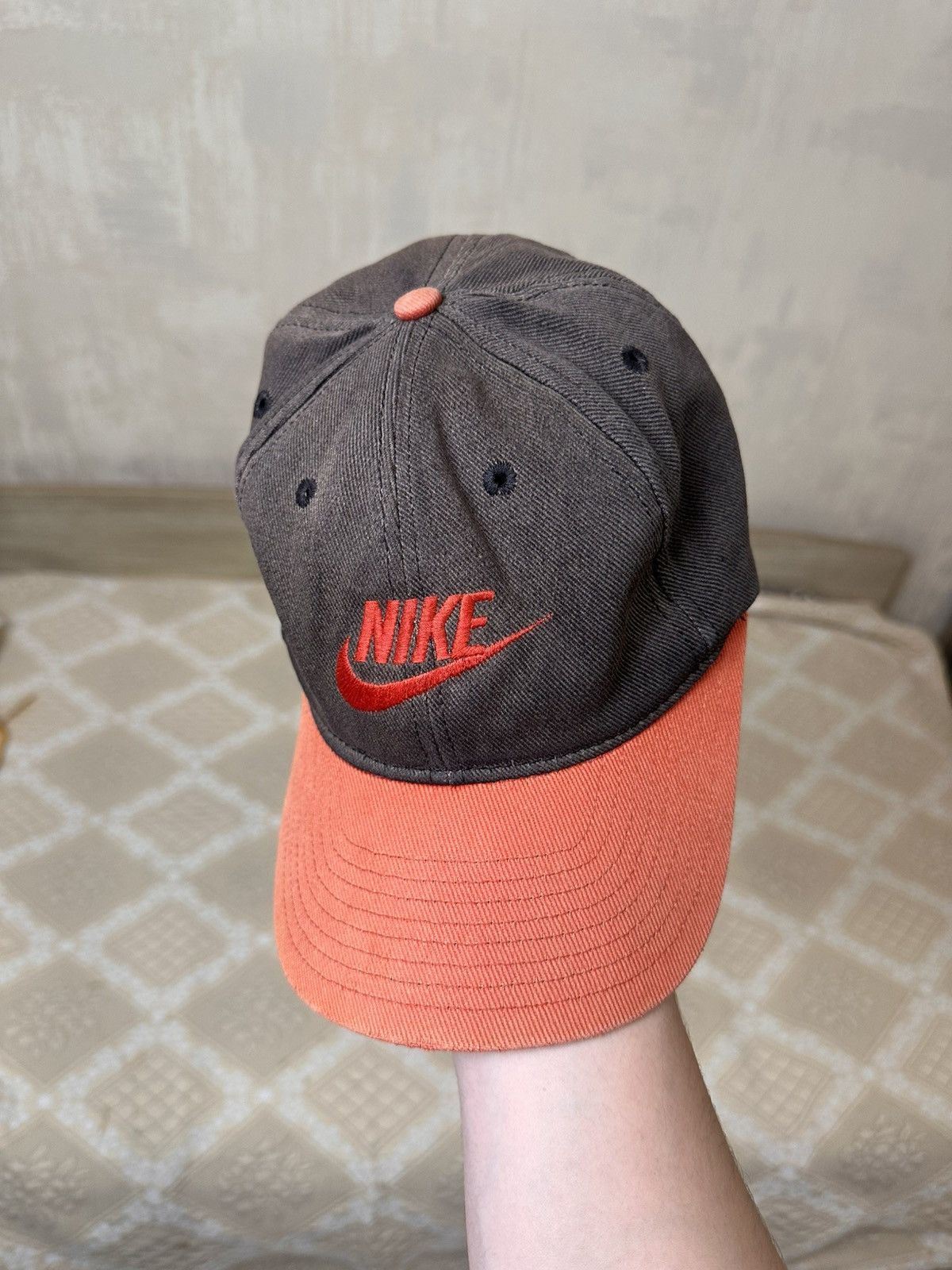 Nike 🔥 Nike 90s Big Logo Cap Hat Y2K Faded Court Size ONE SIZE - 2 Thumbnail