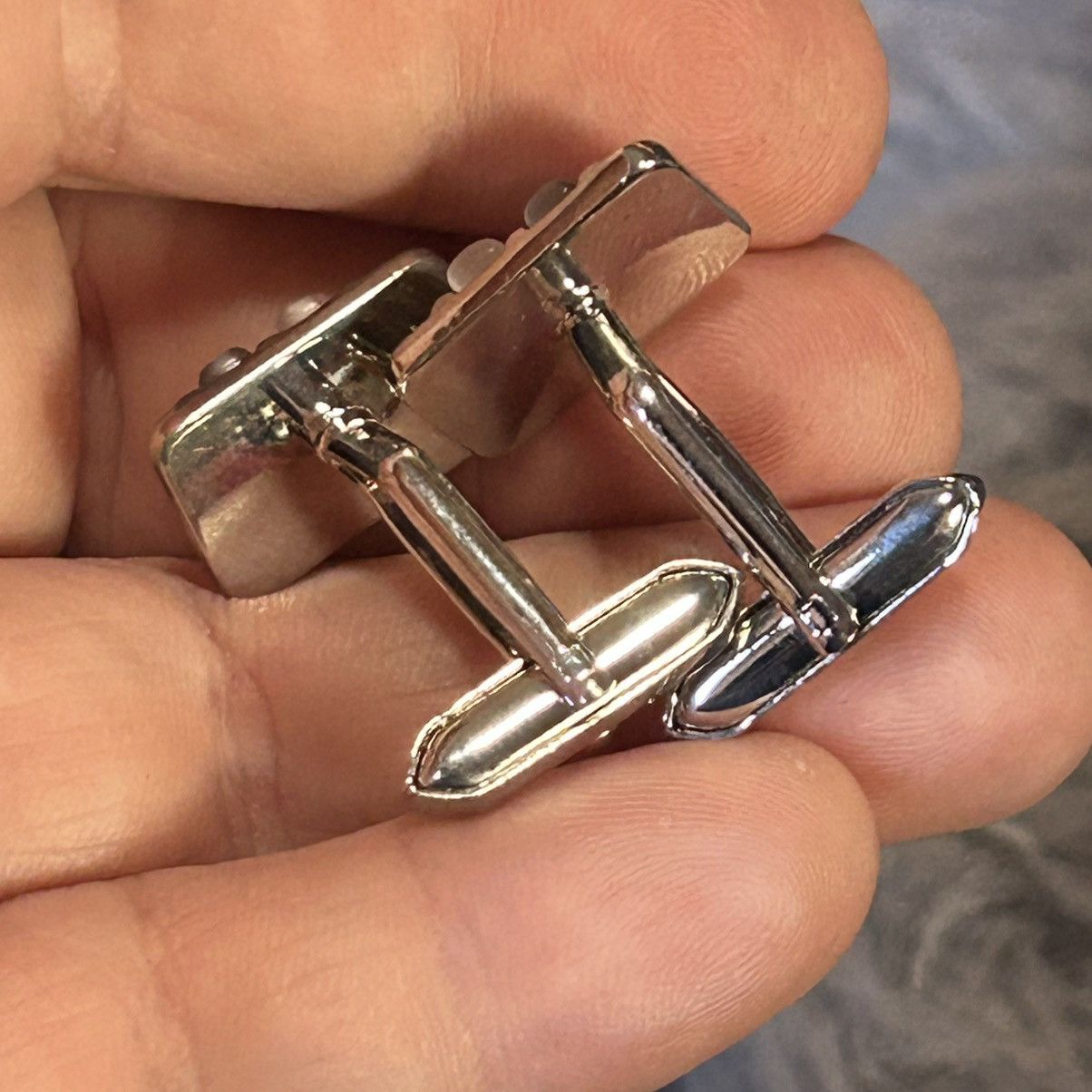 Vintage Modern gentleman’s cat eye glass bar tilt style cuff links Size ONE SIZE - 7 Thumbnail