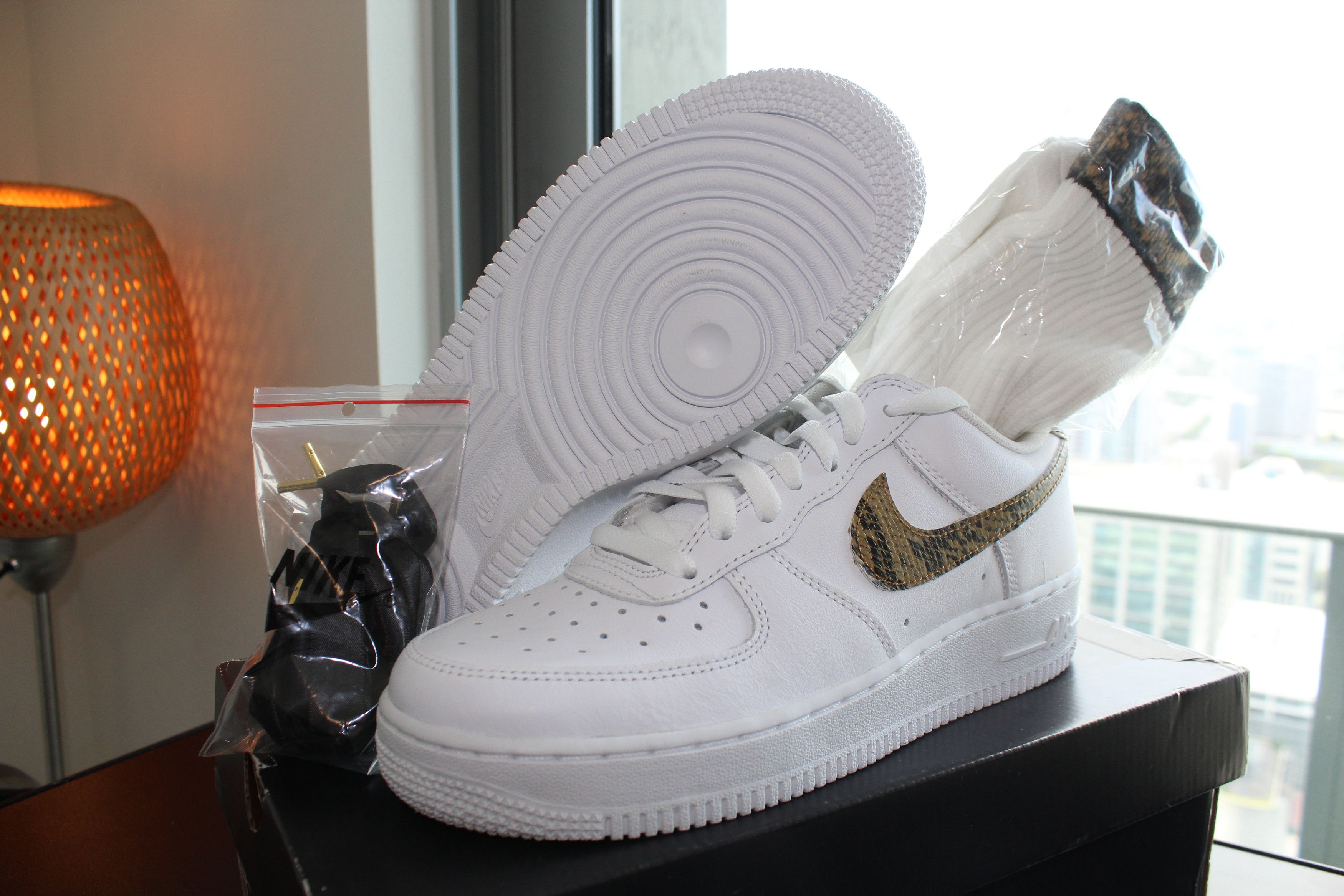 Nike Nike Air Force 1 Low Retro PRM QS Ivory Snake Size 7 Size US 7 / EU 40 - 1 Thumbnail