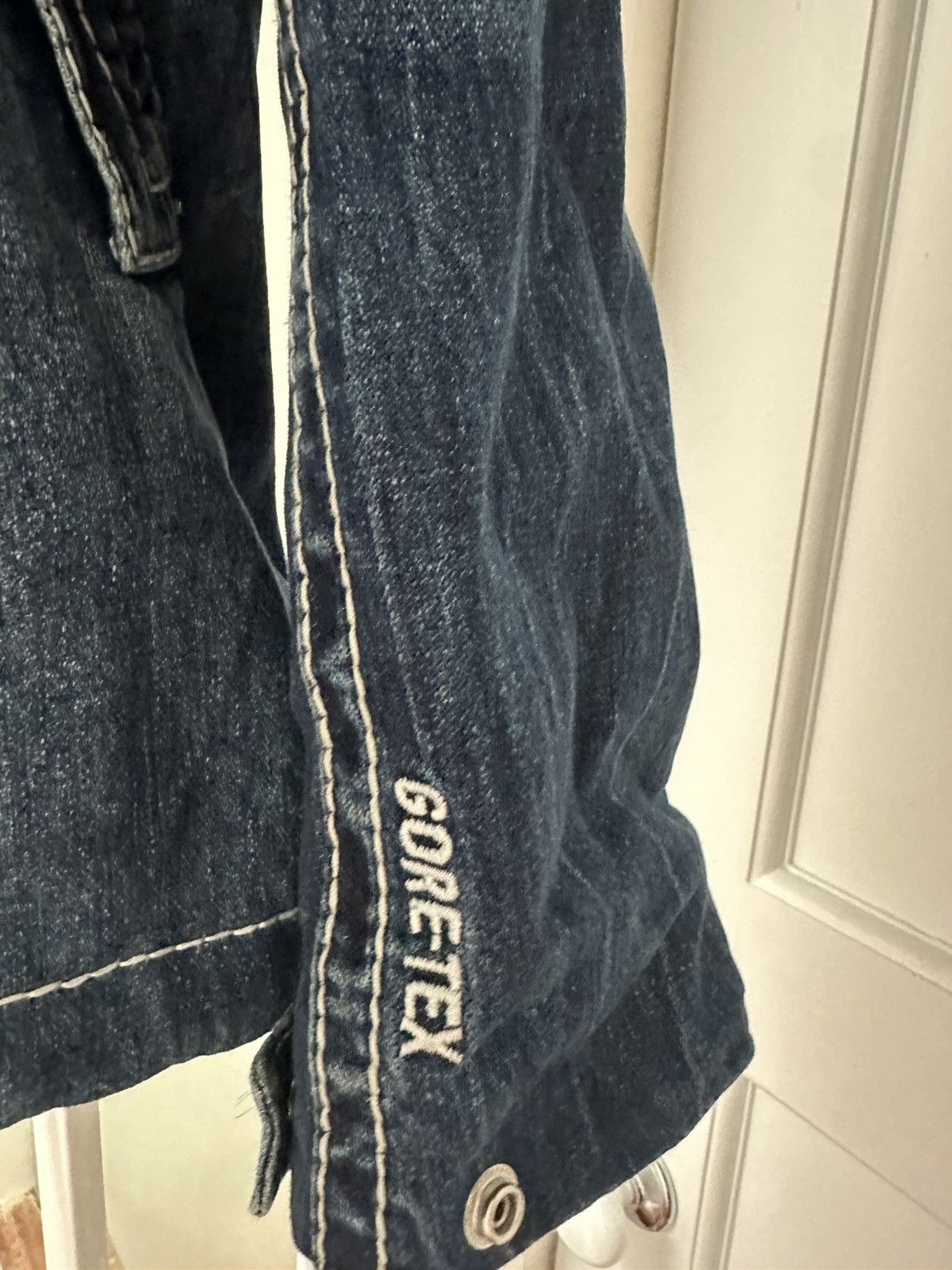 Supreme × True Religion Supreme x True Religion Gore Tex Denim Jacket Size US L / EU 52-54 / 3 - 13 Thumbnail