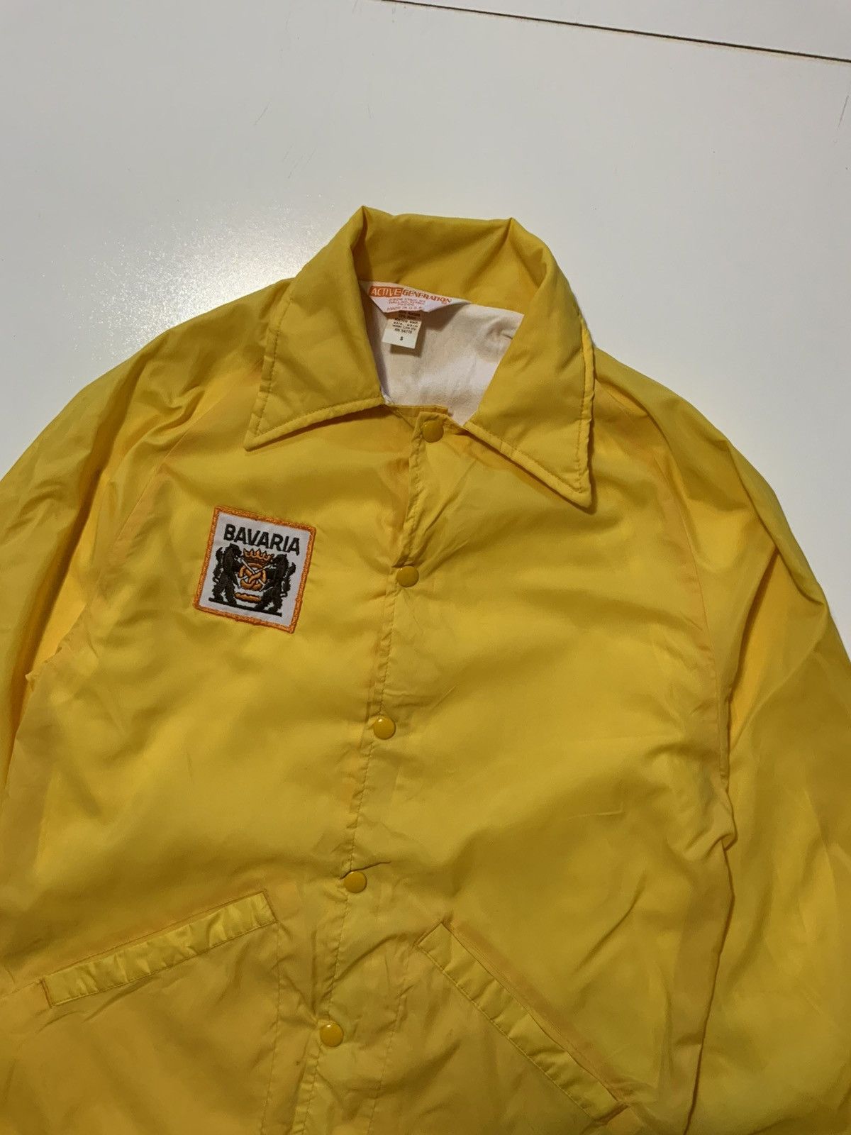 Vintage Vintage 80s Coat Of Arms Bavaria Germany Windbreaker Jacket Size US S / EU 44-46 / 1 - 4 Thumbnail