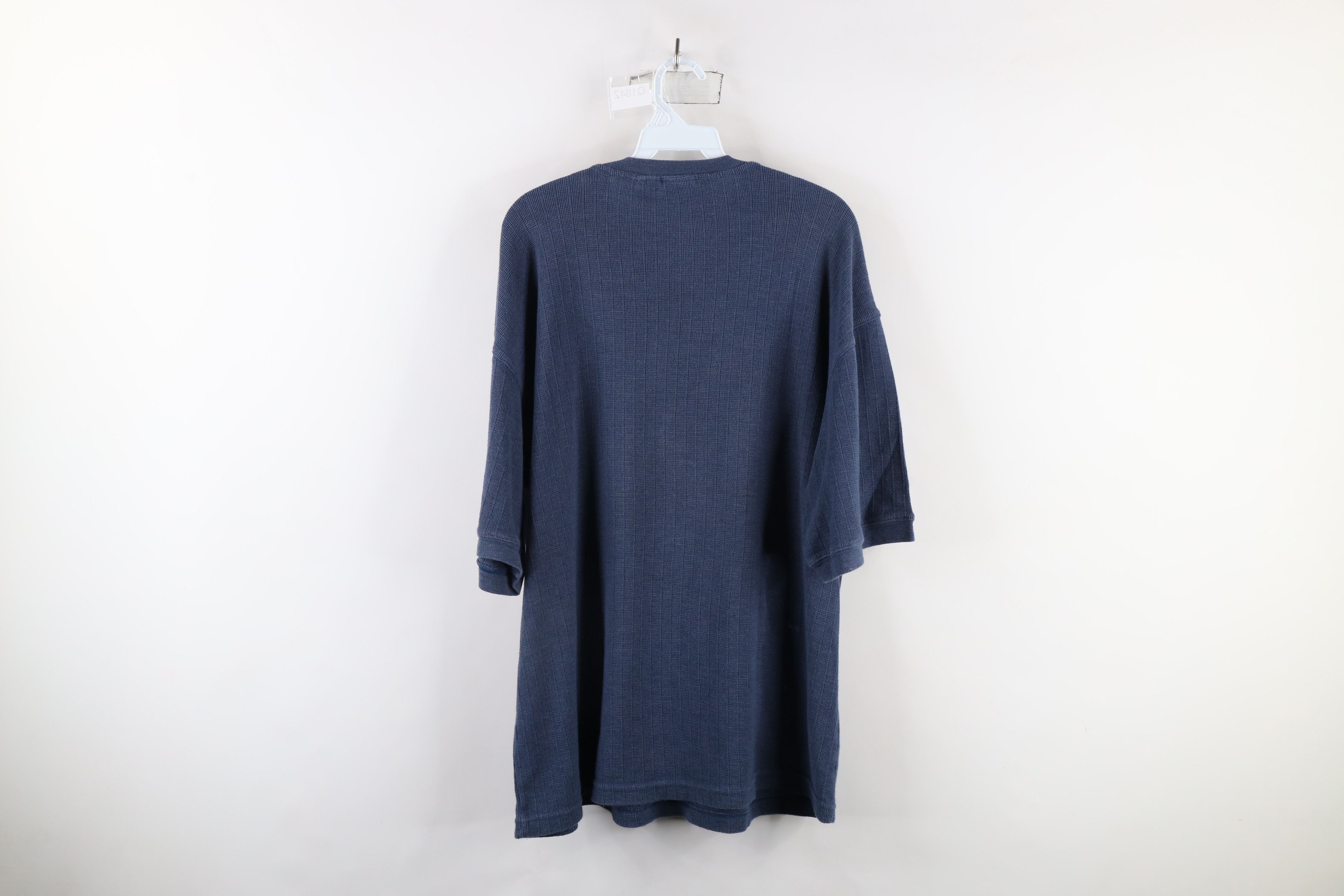 Vintage Vintage 90s Streetwear Thermal Waffle Knit Henley T-Shirt Size US L / EU 52-54 / 3 - 6 Thumbnail