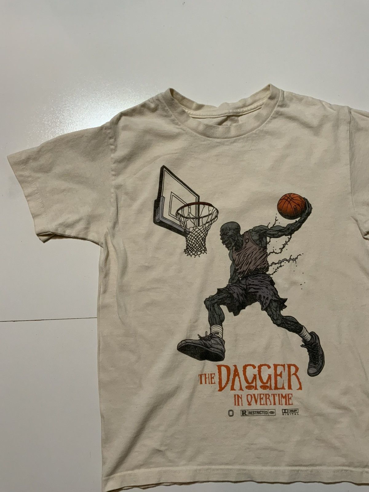 Other Overtime Elite The Dagger Basketball Skull Skeleton T-Shirt Size US S / EU 44-46 / 1 - 3 Thumbnail