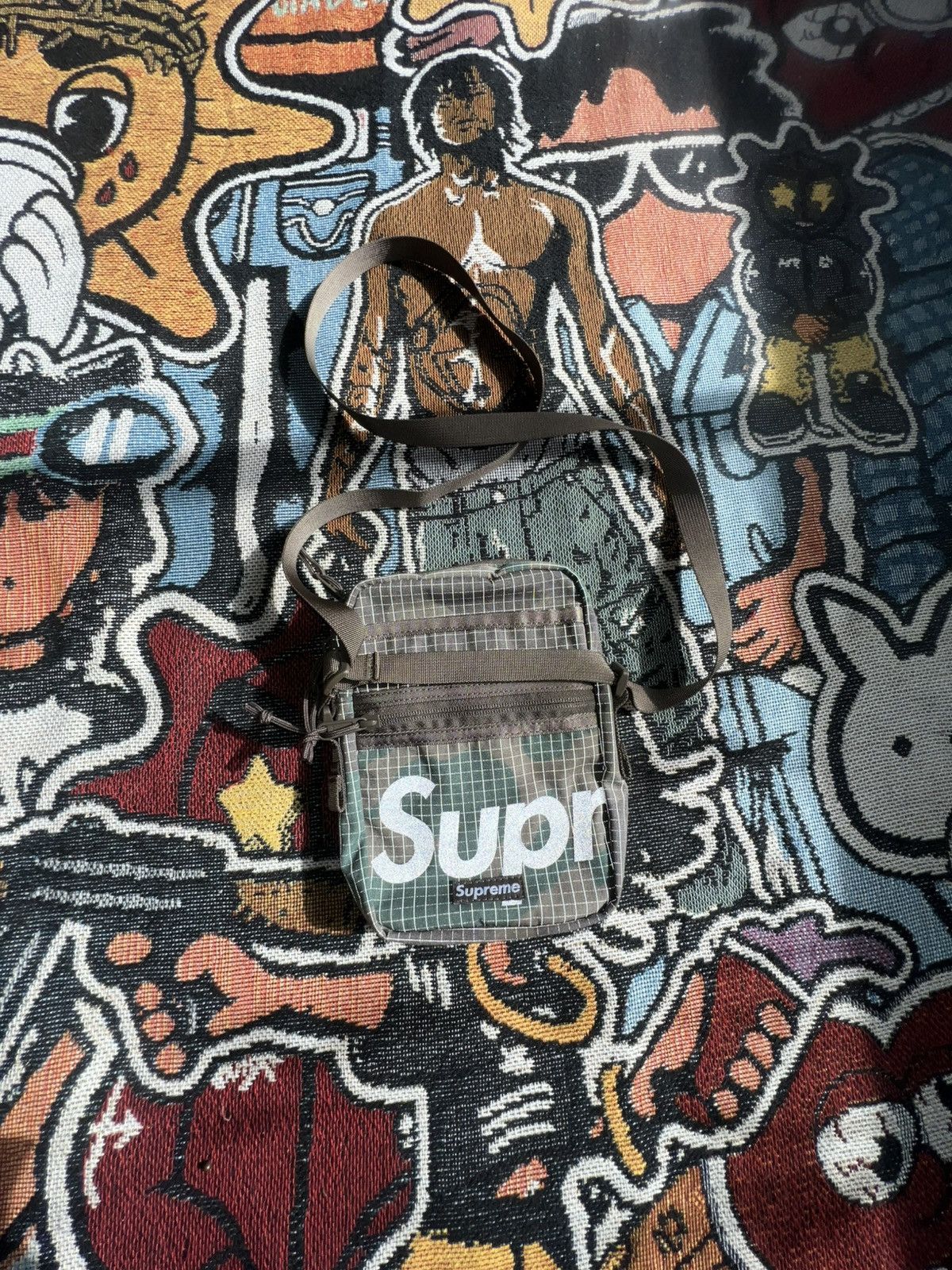 Supreme 📟Supreme Reflective Shoulder Bag📟 Size ONE SIZE - 3 Thumbnail