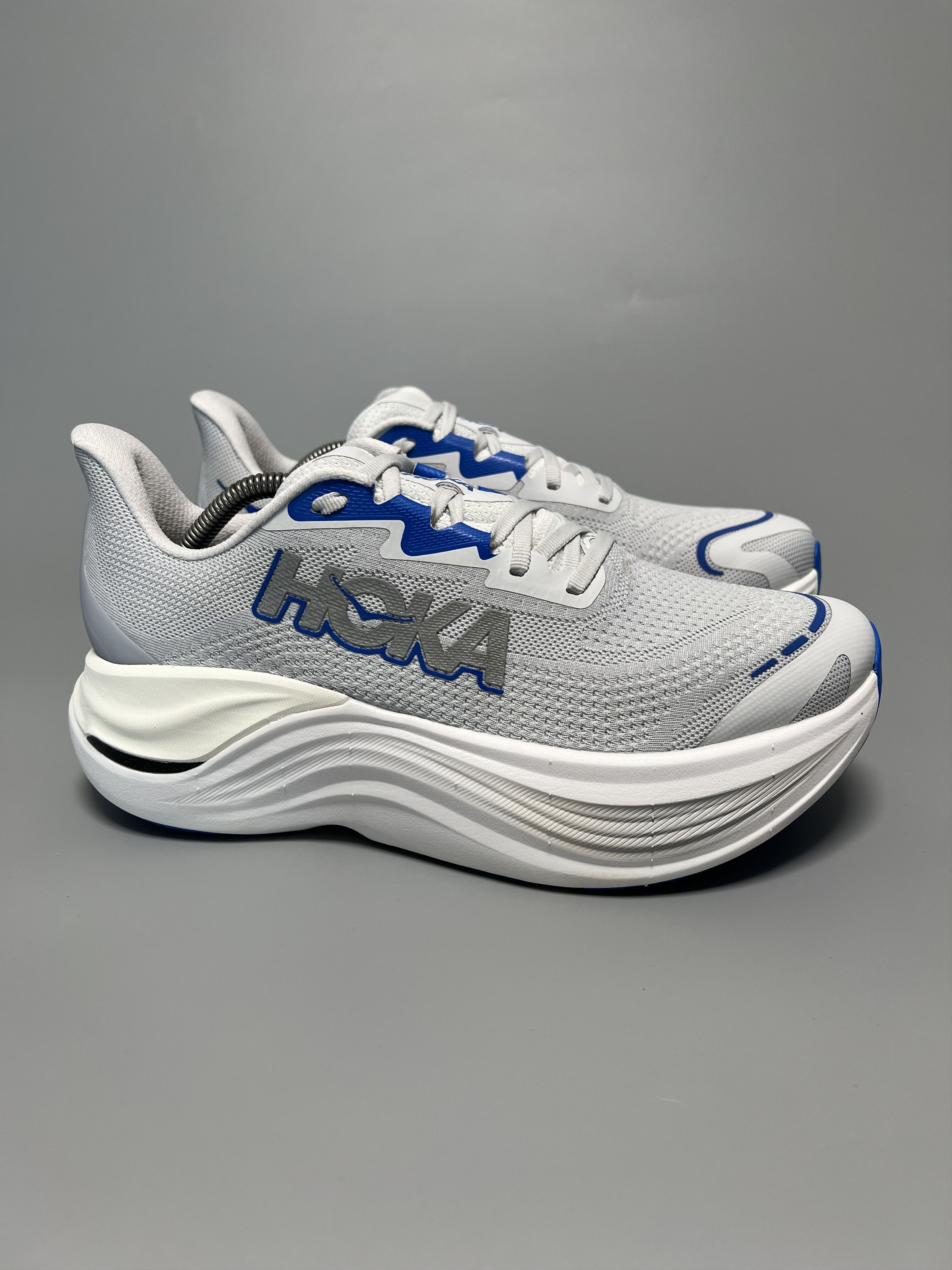 Hoka Hoka One One Skyward X (Carbon Plate) Running Shoes Size US 9 / EU 42 - 1 Thumbnail
