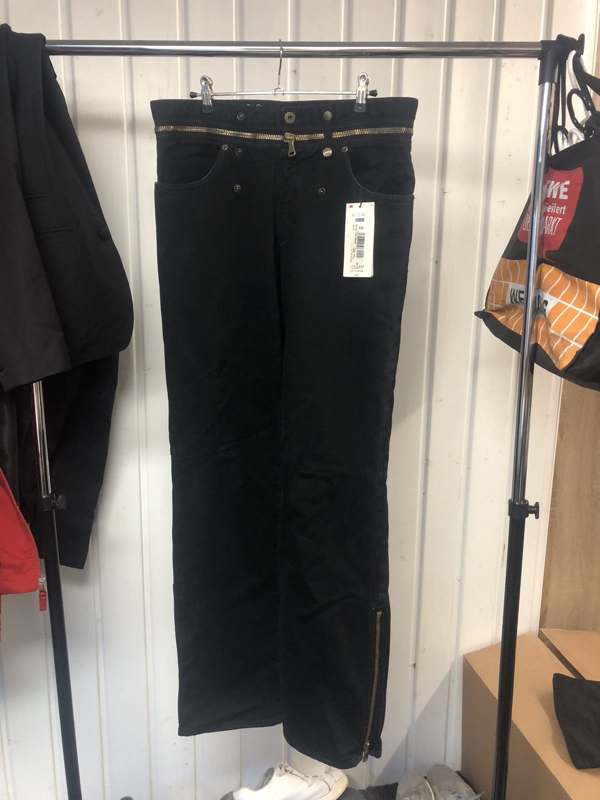 image of Dolce Gabbana Dswt 2003 Zipper Waist Ankle Jeans Denim Flared Bondage in Black, Men's (Size 35)