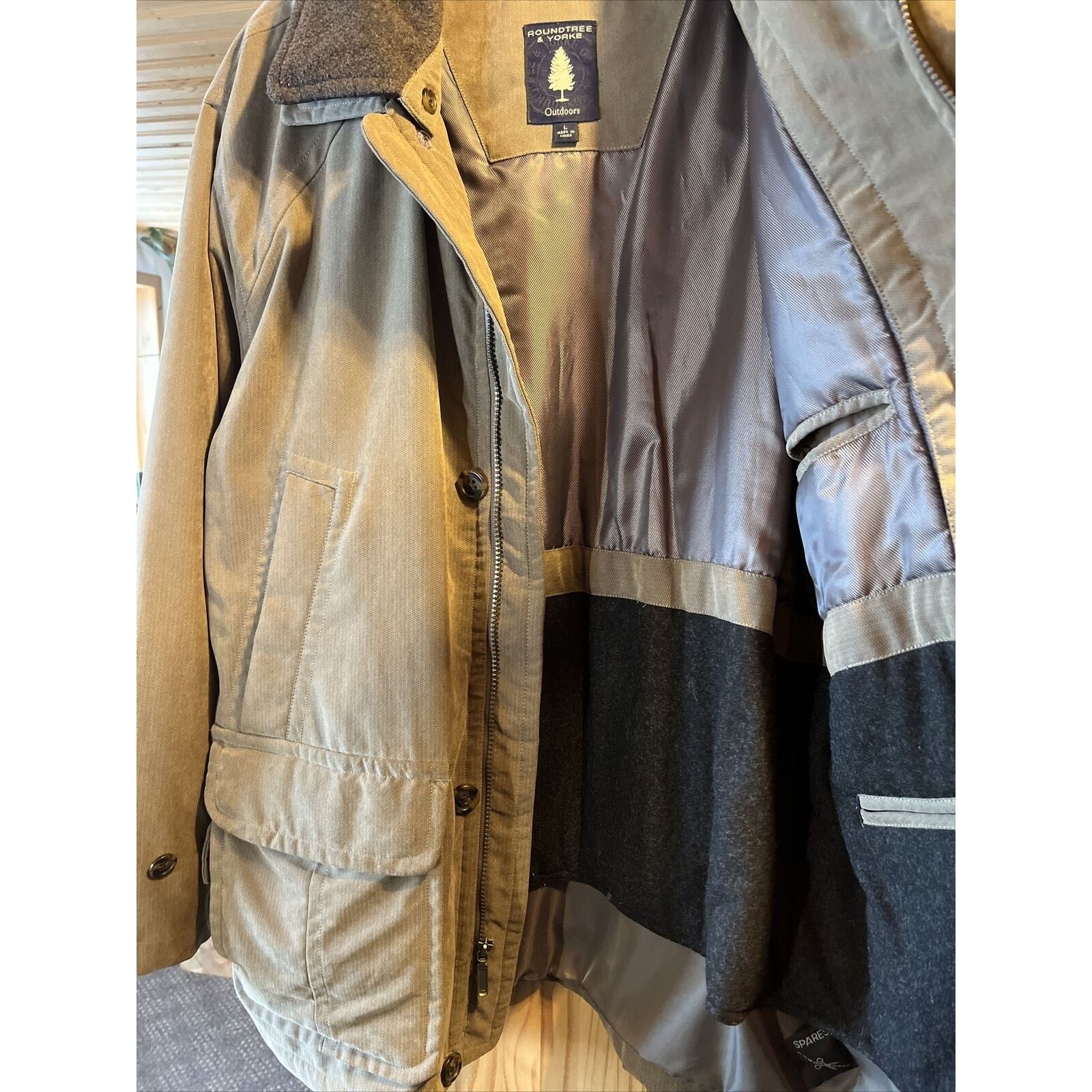 Roundtree & Yorke Roundtree & Yorke Outdoors Mens L Gray Lined Polyester Coat Size US L / EU 52-54 / 3 - 12 Thumbnail