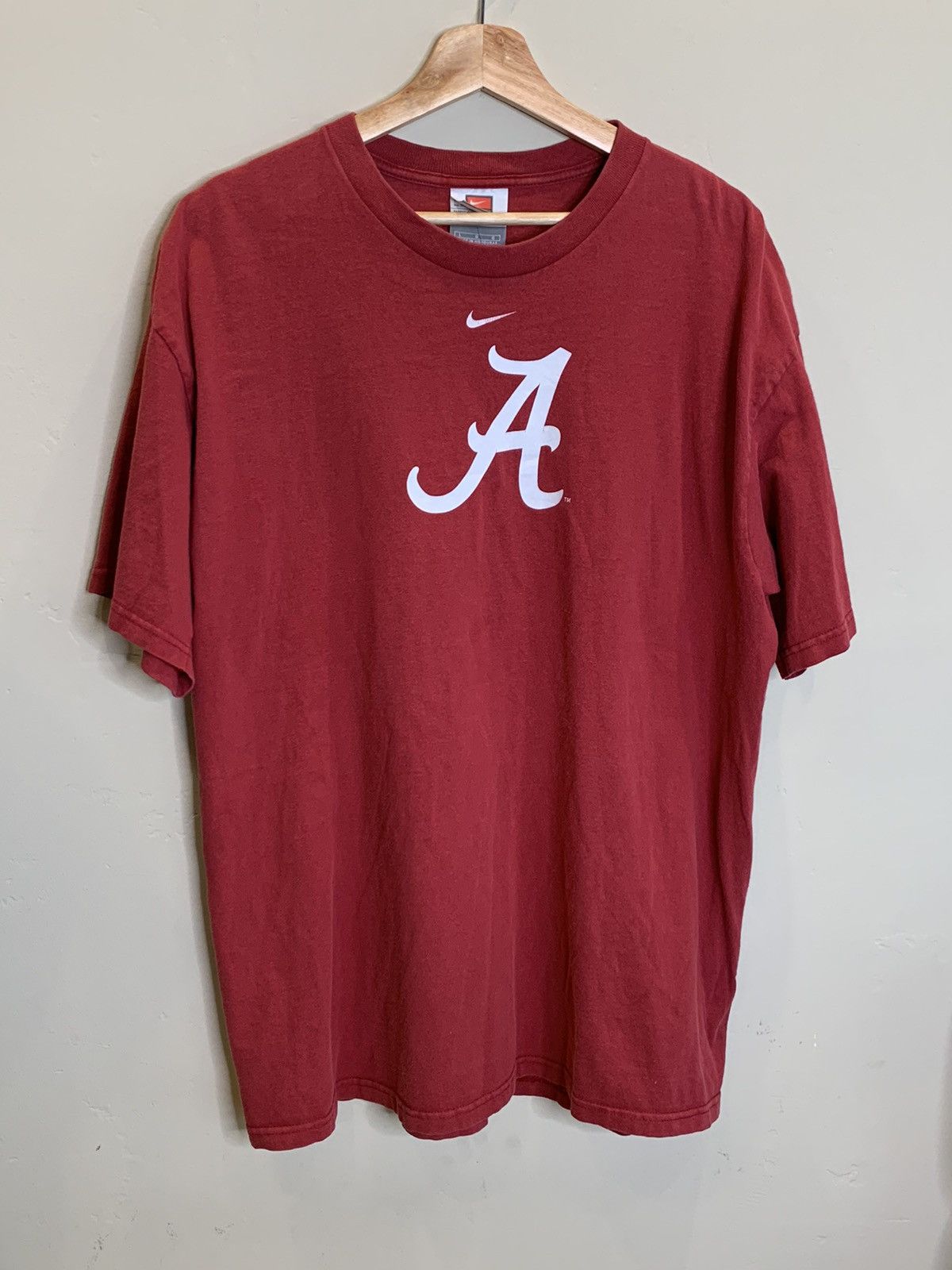 Nike RARE* Vintage Nike Center Swoosh Alabama Crimson Tide Shirt Size US L / EU 52-54 / 3 - 1 Thumbnail