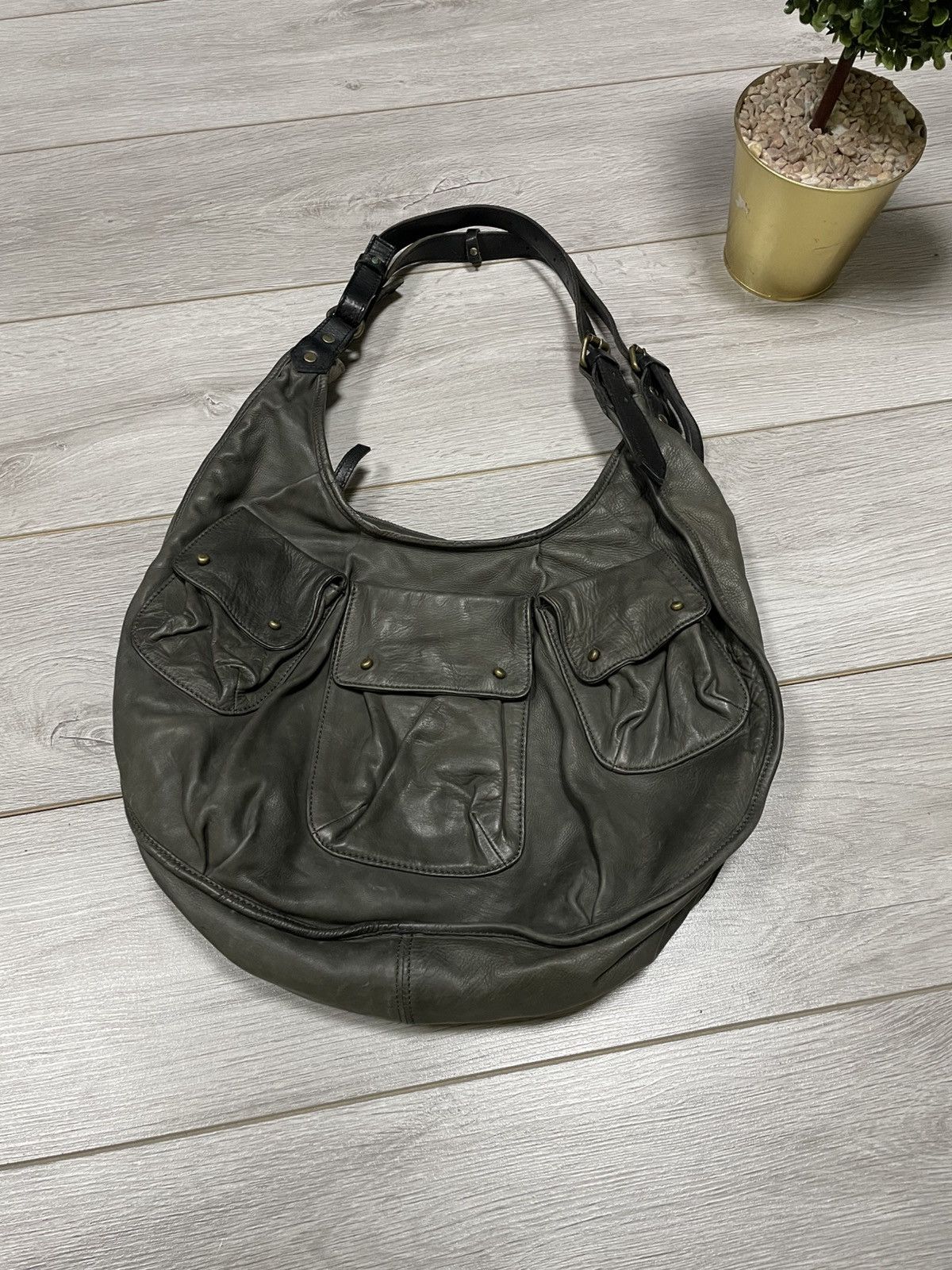 Allsaints avantgarde rare leather shoulder handle bag