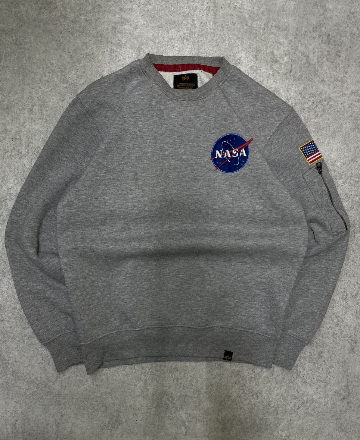 Alpha Industries × NASA Y2K Alpha Industries Grey Sweatshirt NASA Logo Size US M / EU 48-50 / 2 - 1 Thumbnail