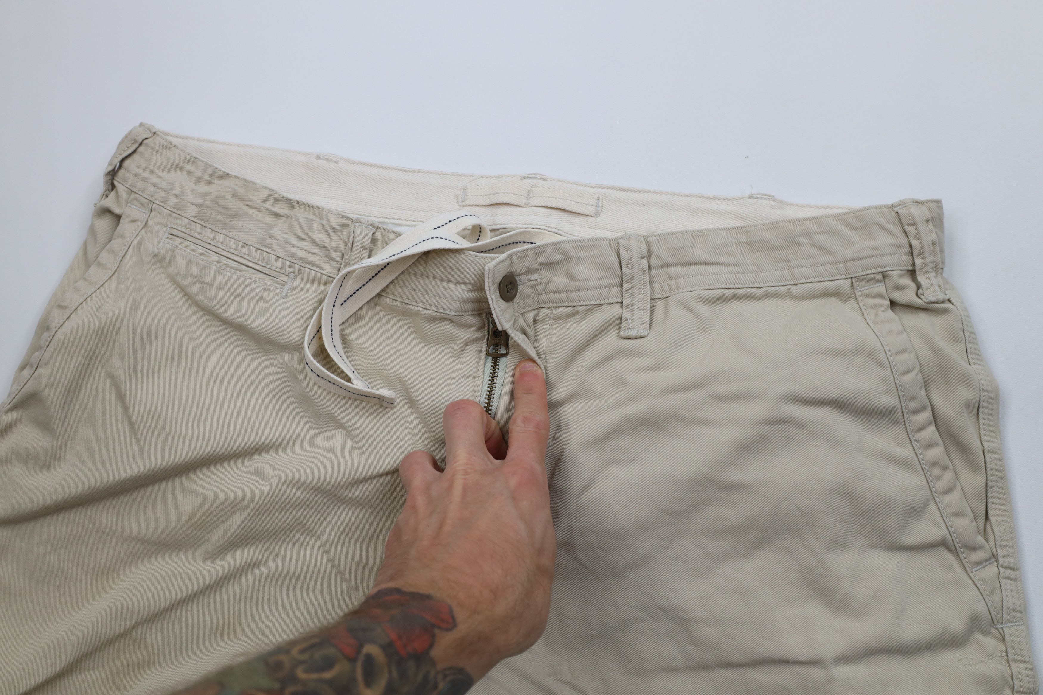 Ralph Lauren Vintage 90s Ralph Lauren Fit Heavyweight Shorts Beige Size US 38 / EU 54 - 6 Thumbnail