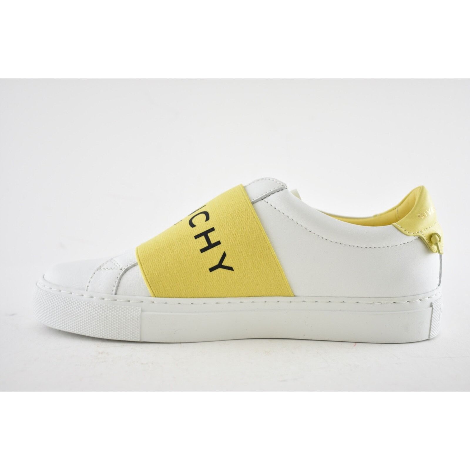 Givenchy Givenchy Urban Street Black Logo Strap Low Top Flat Sneaker Size US 5 / IT 35 - 8 Thumbnail