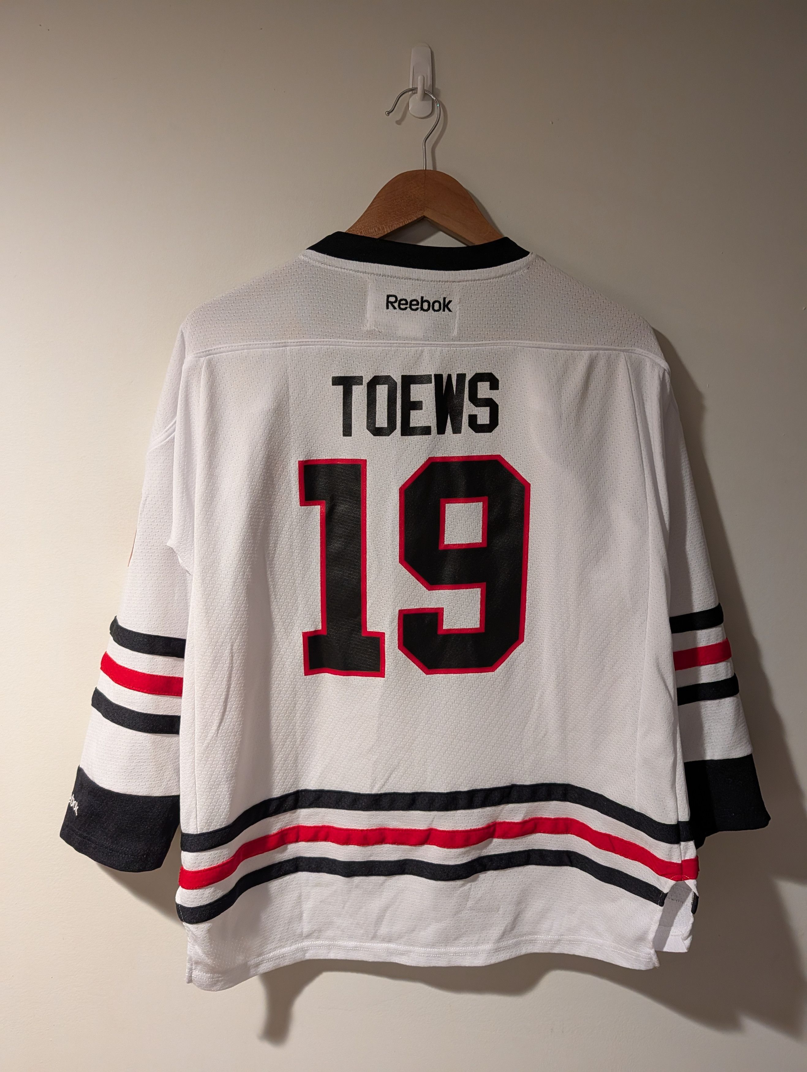 NHL Chicago BlackHawks Toews Reebok X-Large NHL Hockey Jersey Size US XL / EU 56 / 4 - 11 Thumbnail